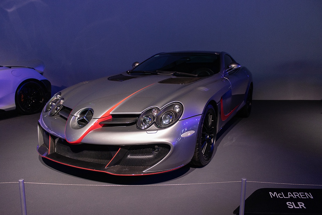 mclaren,  singapore,  f1,  dua xe f1,  cong thuc 1,  570s,  600lt,  620r,  650s,  675lt,  720s,  senna,  sabre,  speedtail,  elva,  artura,  slr,  mso,  lamborghini,  ferrari,  sieu xe anh 16