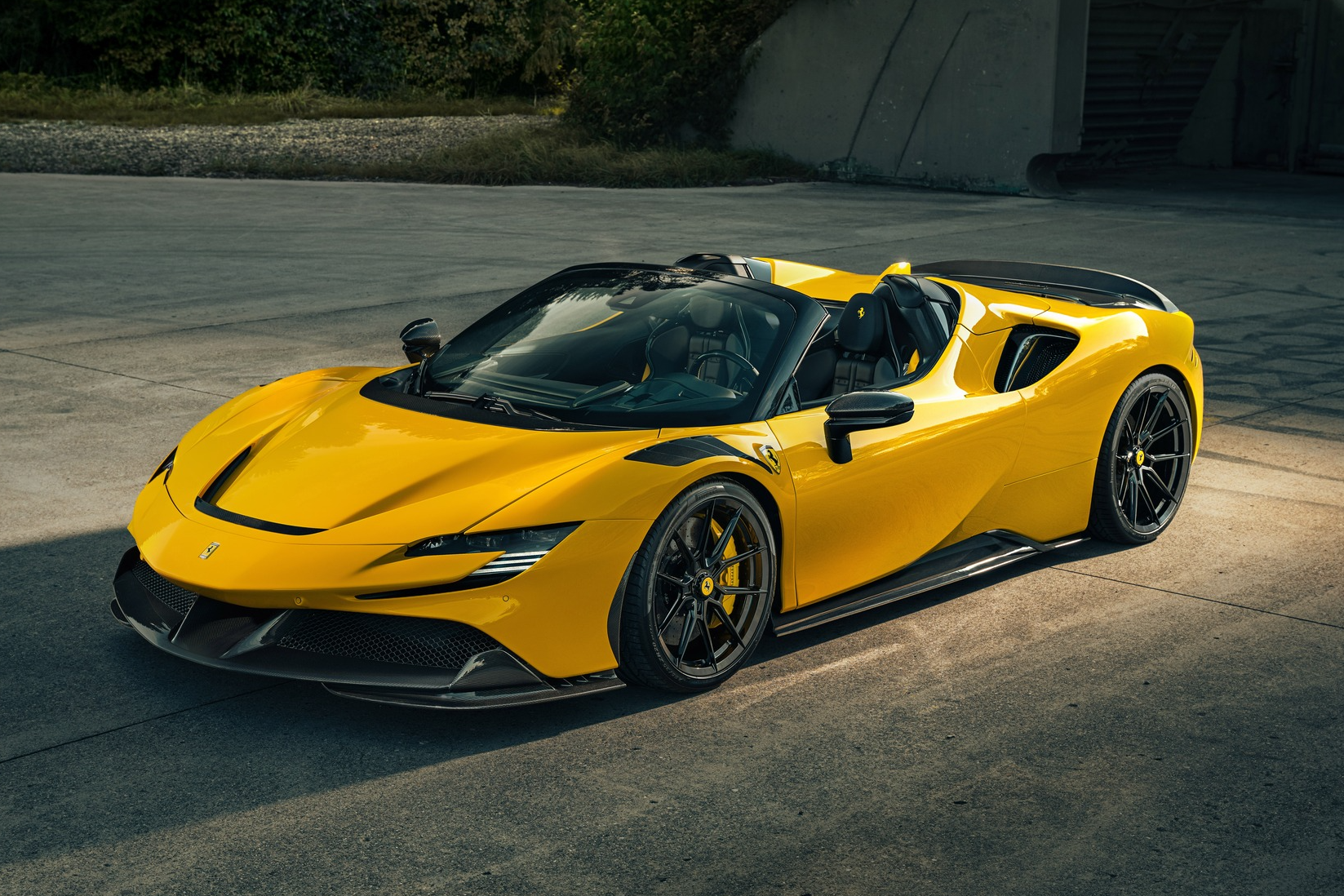 Ban do Ferrari SF90 Spider Novitec manh hon 1.100 ma luc hinh anh