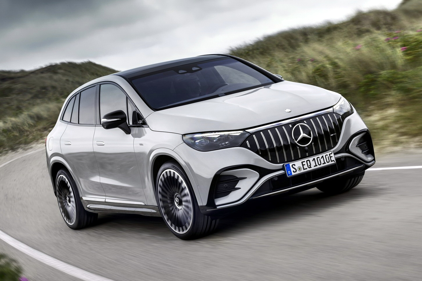 mercedes,  eq,  mercedes-eq,  amg,  eqe,  eqs,  eqe suv,  eqs suv,  suv,  xe dien,  tesla,  paris motor show anh 1