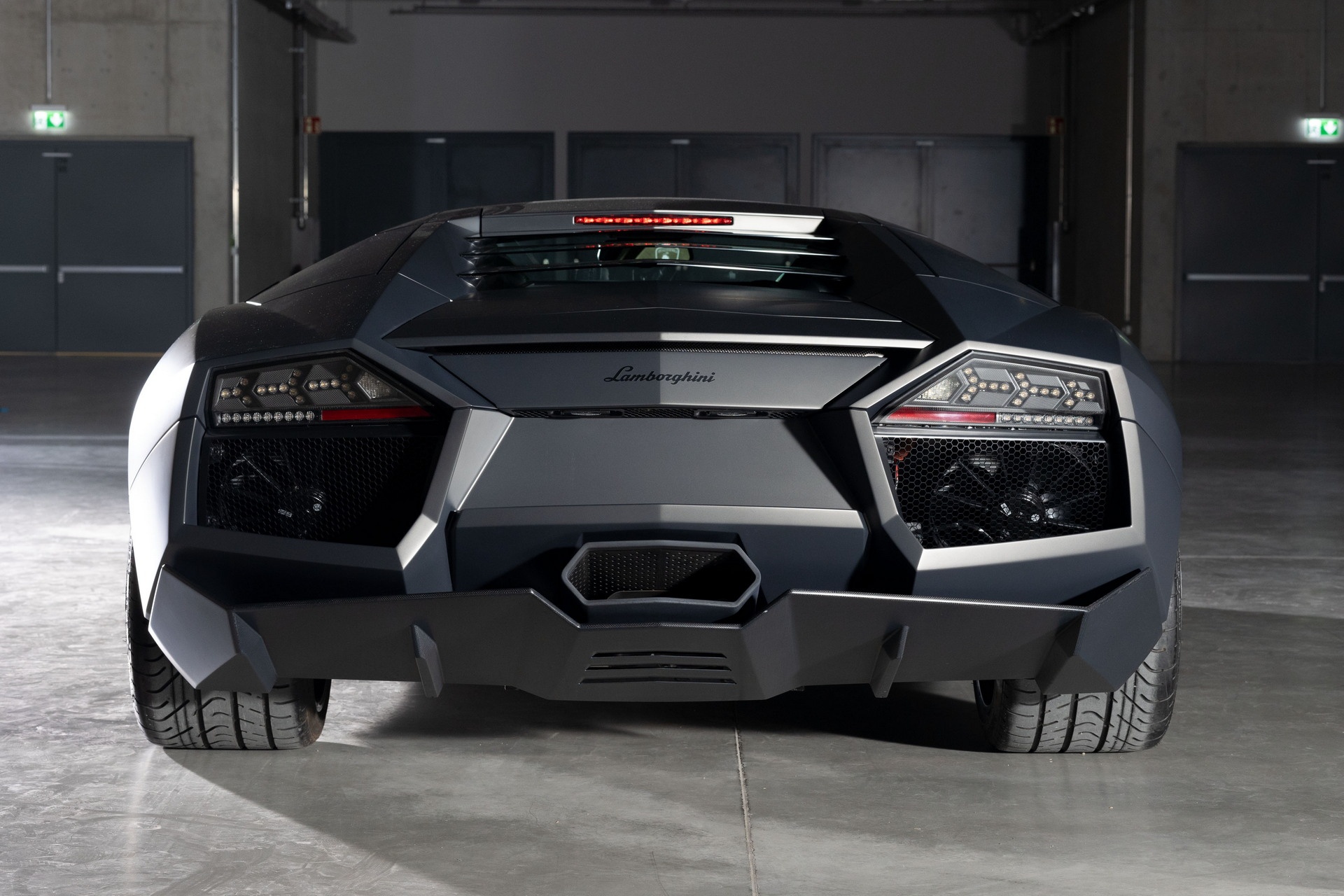 lamborghini,  reventon,  murcielago,  aventador,  urus,  huracan,  gallardo,  siêu xe,  bản giới hạn,  đấu giá,  lamborghini revernton,  f22,  rm sotheby,  sotheby,  ferrari,  mclaren,  bugatti,  koenigsegg,  pagani ảnh 4 lamborghini,  reventon,  murcielago,  aventador,  urus,  huracan,  gallardo,  sieu xe,  ban gioi han,  dau gia,  lamborghini revernton,  f22,  rm sotheby,  sotheby,  ferrari,  mclaren,  bugatti,  koenigsegg,  pagani anh 4