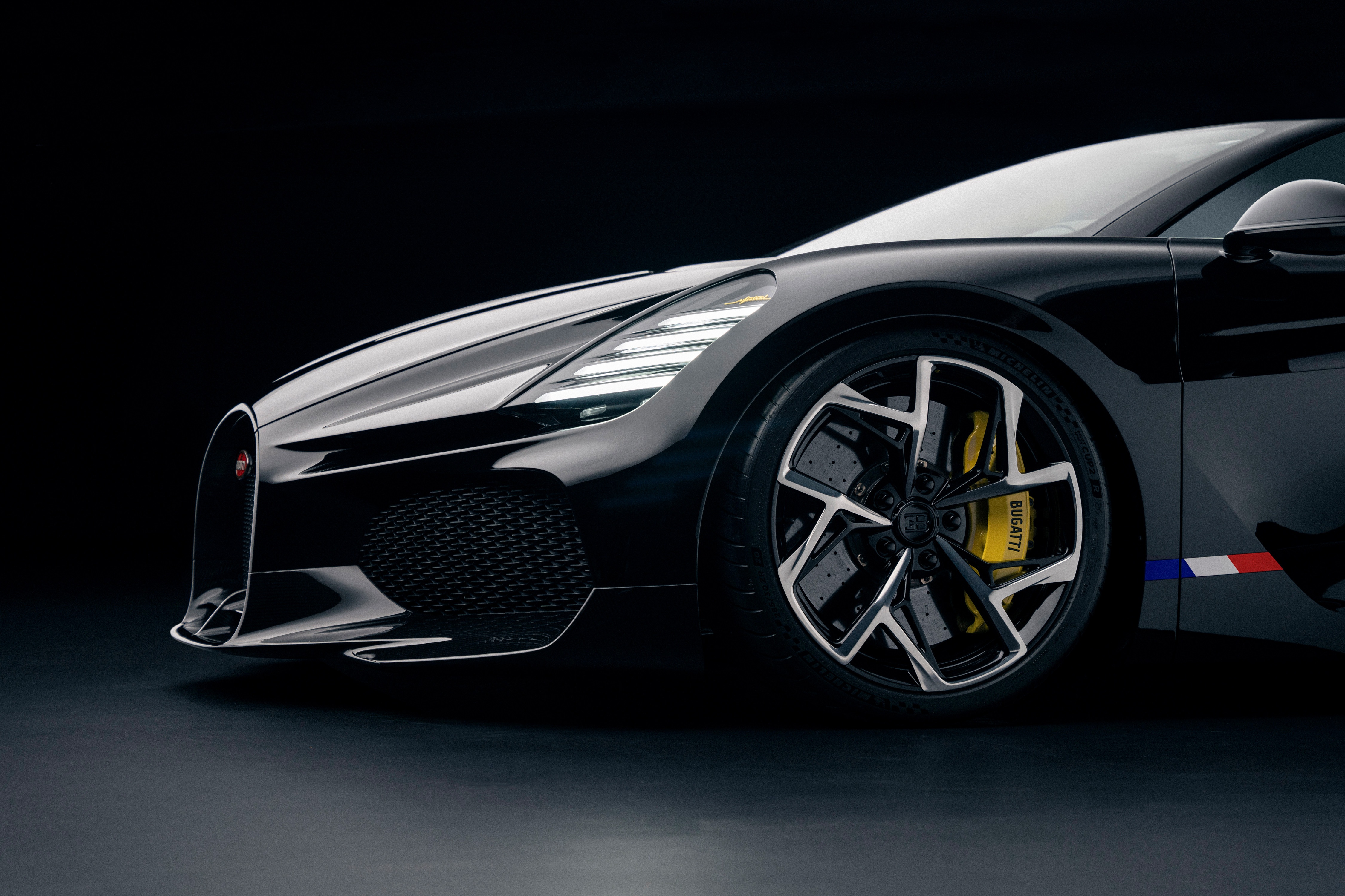 bugatti,  sieu xe,  w16 mistral,  chiron,  veyron,  chiron super sport,  chiron super sport 300+,  divo,  Veyron Barchetta,  koenigsegg,  pagani,  lamborghini,  ferrari,  La Voiture Noire anh 5