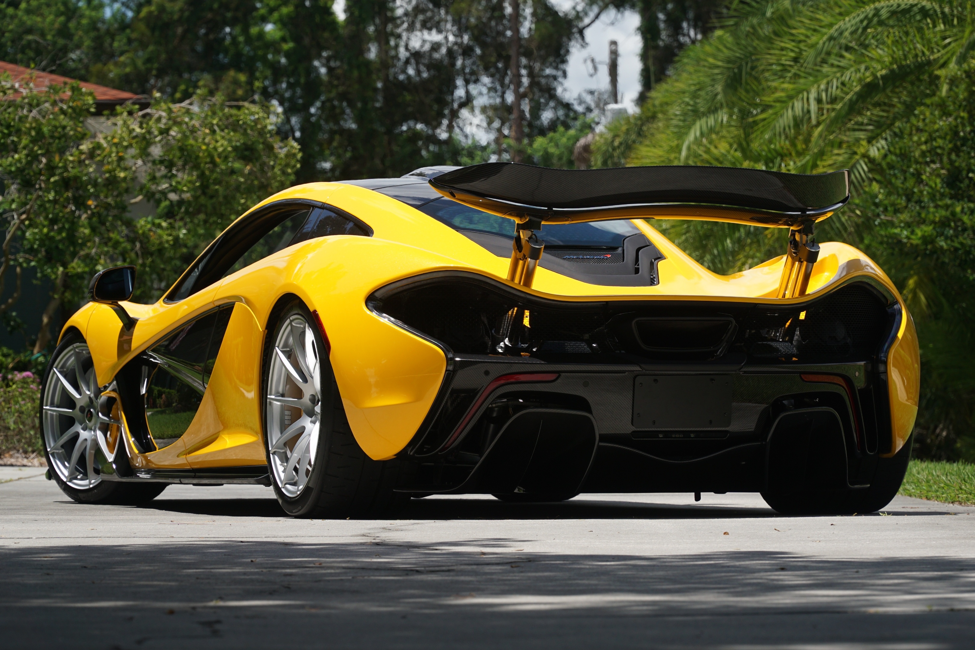 mclaren,  mclaren p1,  p1,  artura,  mclaren artura,  720s,  mclaren 720s,  laferrari,  ferrari,  porsche,  porsche 918 spyder,  918 spyder,  ferrari laferrari,  sieu bao,  thien tai,  lut,  lu lut,  dau gia,  bao ian anh 11