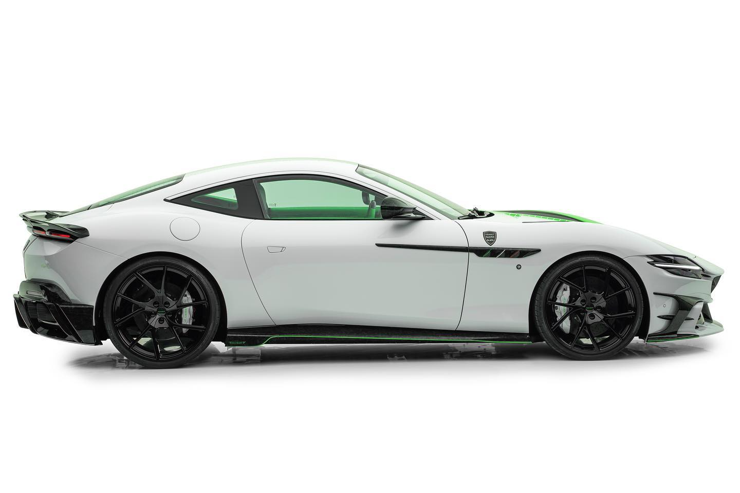 ferrari,  roma,  ferrari roma,  mansory,  Tempesta Verde,  mansory Tempesta Verde,  roma mansory,  mansory roma,  mansory ferrari,  ferrari mansory,  xe do,  sieu xe,  xe the thao,  lamborghini,  mclaren,  pagani,  koenigsegg,  bugatti anh 5