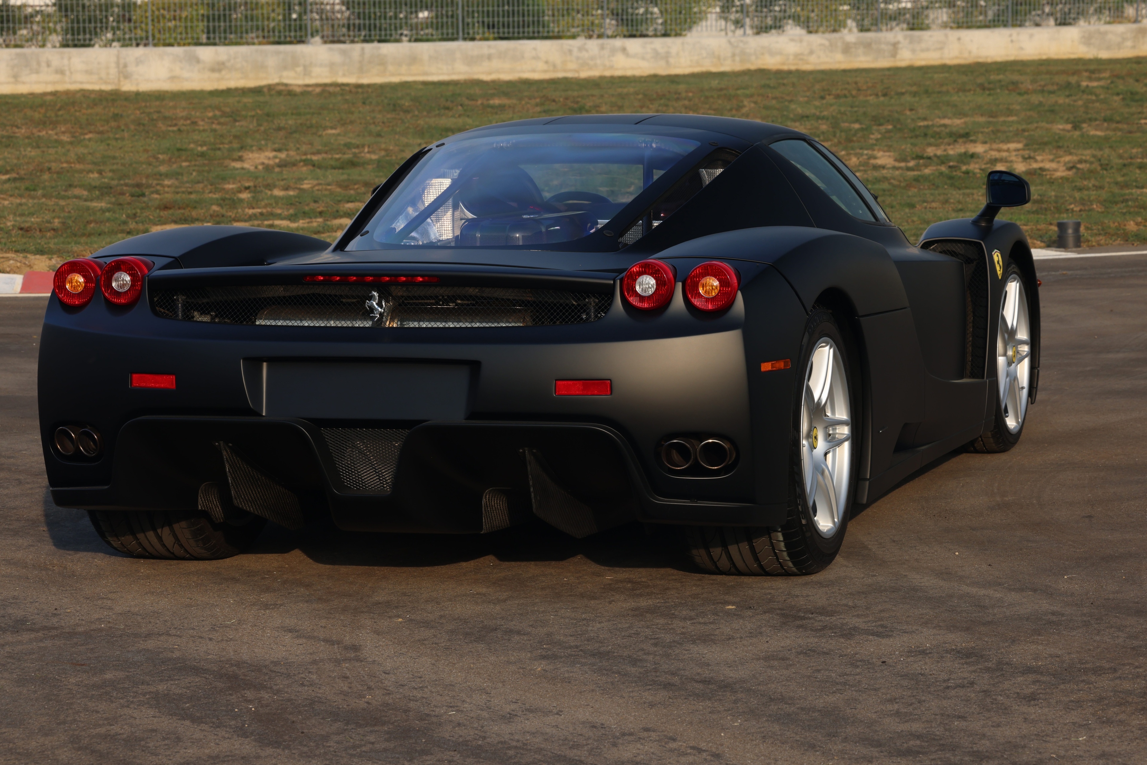 ferrari,  enzo,  enzo ferrari,  ferrari enzo,  siêu xe,  sưu tập,  đấu giá,  rm sotheby,  sotheby,  rm sotheby's,  lamborghini,  laferrari,  f40,  f50,  mclaren,  bugatti,  pagani,  koenigsegg ảnh 3 ferrari,  enzo,  enzo ferrari,  ferrari enzo,  sieu xe,  suu tap,  dau gia,  rm sotheby,  sotheby,  rm sotheby's,  lamborghini,  laferrari,  f40,  f50,  mclaren,  bugatti,  pagani,  koenigsegg anh 3