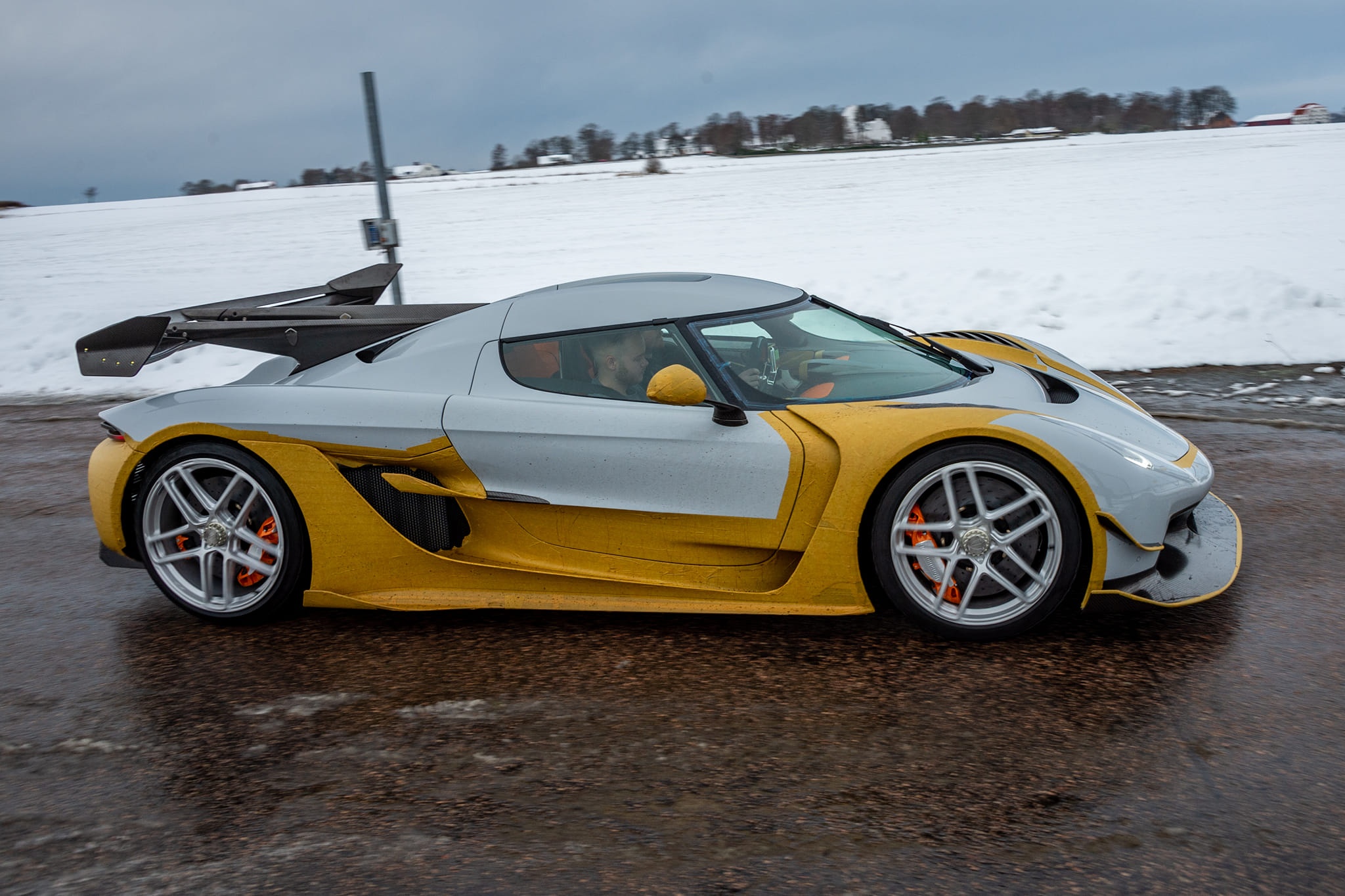 Chiec Koenigsegg Jesko dau tien duoc ban giao cho khach hang hinh anh