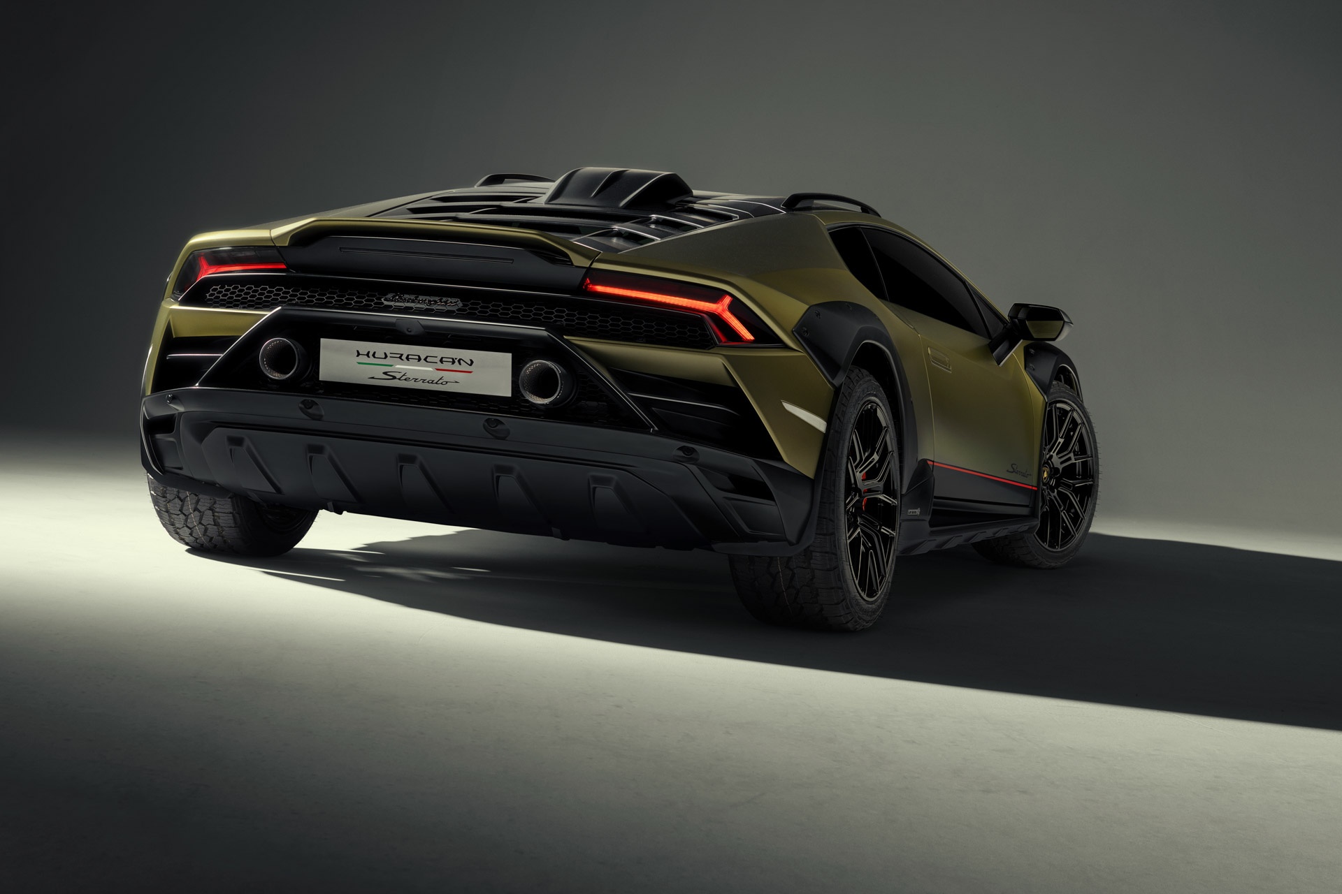 lamborghini,  huracan,  sterrato,  huracan sterrato,  lamborghini huracan,  lamborghini huracan sterrato,  porsche,  911,  dakar,  porsche 911,  porsche 911 dakar,  911 dakar,  xe dia hinh,  xe the thao,  sieu xe,  ferrari,  bugatti,  pagani,  koenigsegg,  mclaren,  aventador anh 2
