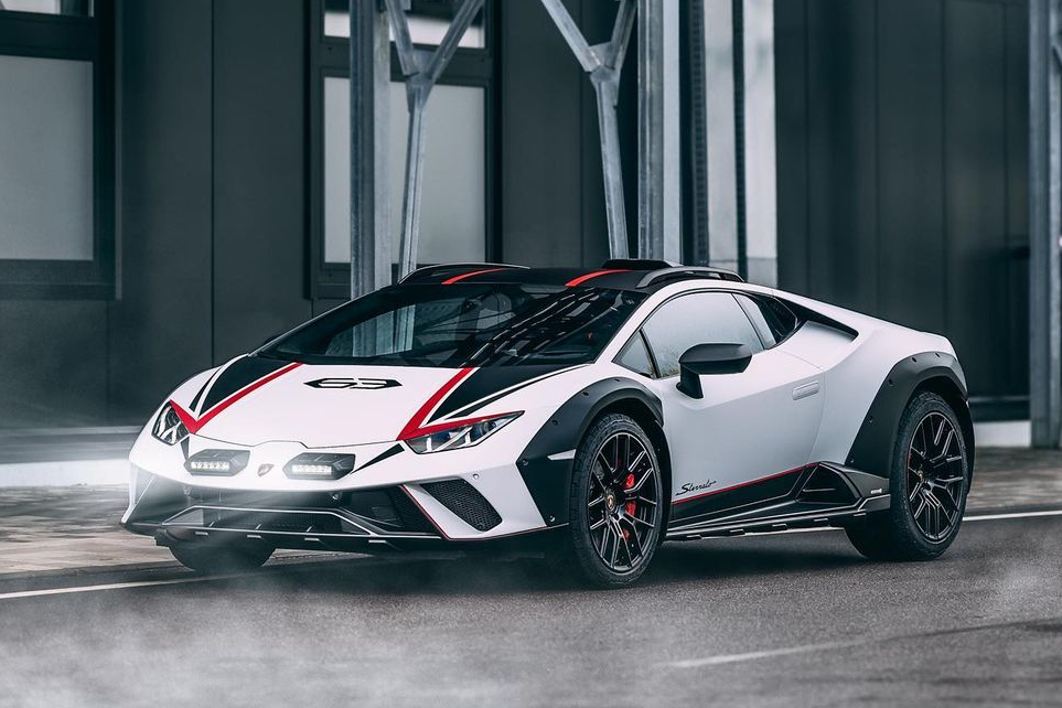 Can canh sieu xe dia hinh Lamborghini Huracan Sterrato hinh anh