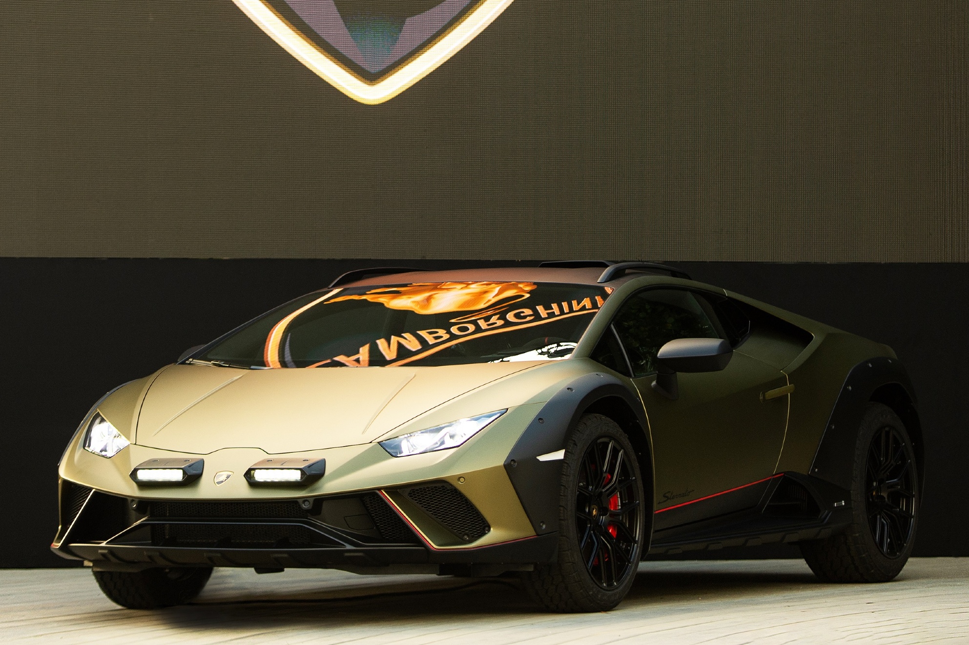 lamborghini,  huracan,  aventador,  sterrato,  huracan sterrato,  lamborghini huracan,  lamborghini huracan sterrato,  porsche,  911,  dakar,  porsche 911,  porsche 911 dakar,  911 dakar,  xe địa hình,  địa hình,  siêu xe,  xe thể thao,  hiệu năng cao,  ferrari,  mclaren,  bugatti,  pagani,  koenigsegg,  rally,  Art Basel,  Verde Gea,  Bianco Phanes ảnh 3 lamborghini,  huracan,  aventador,  sterrato,  huracan sterrato,  lamborghini huracan,  lamborghini huracan sterrato,  porsche,  911,  dakar,  porsche 911,  porsche 911 dakar,  911 dakar,  xe dia hinh,  dia hinh,  sieu xe,  xe the thao,  hieu nang cao,  ferrari,  mclaren,  bugatti,  pagani,  koenigsegg,  rally,  Art Basel,  Verde Gea,  Bianco Phanes anh 3