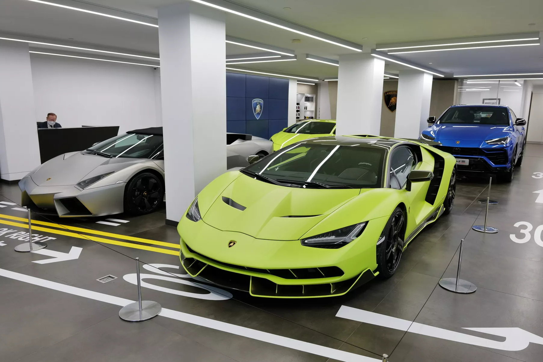 Dan sieu xe Lamborghini hang hiem hoi tu tai Hong Kong hinh anh