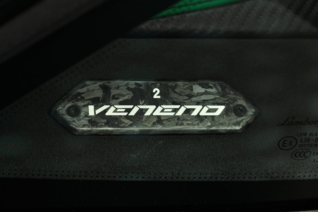 lamborghini,  veneno,  veneno roadster,  lamborghini veneno,  lamborghini veneno roadster,  aventador,  huracan,  centenario,  sian,  sieu xe,  ferrari,  pagani,  bugatti,  koenigsegg,  mclaren anh 3