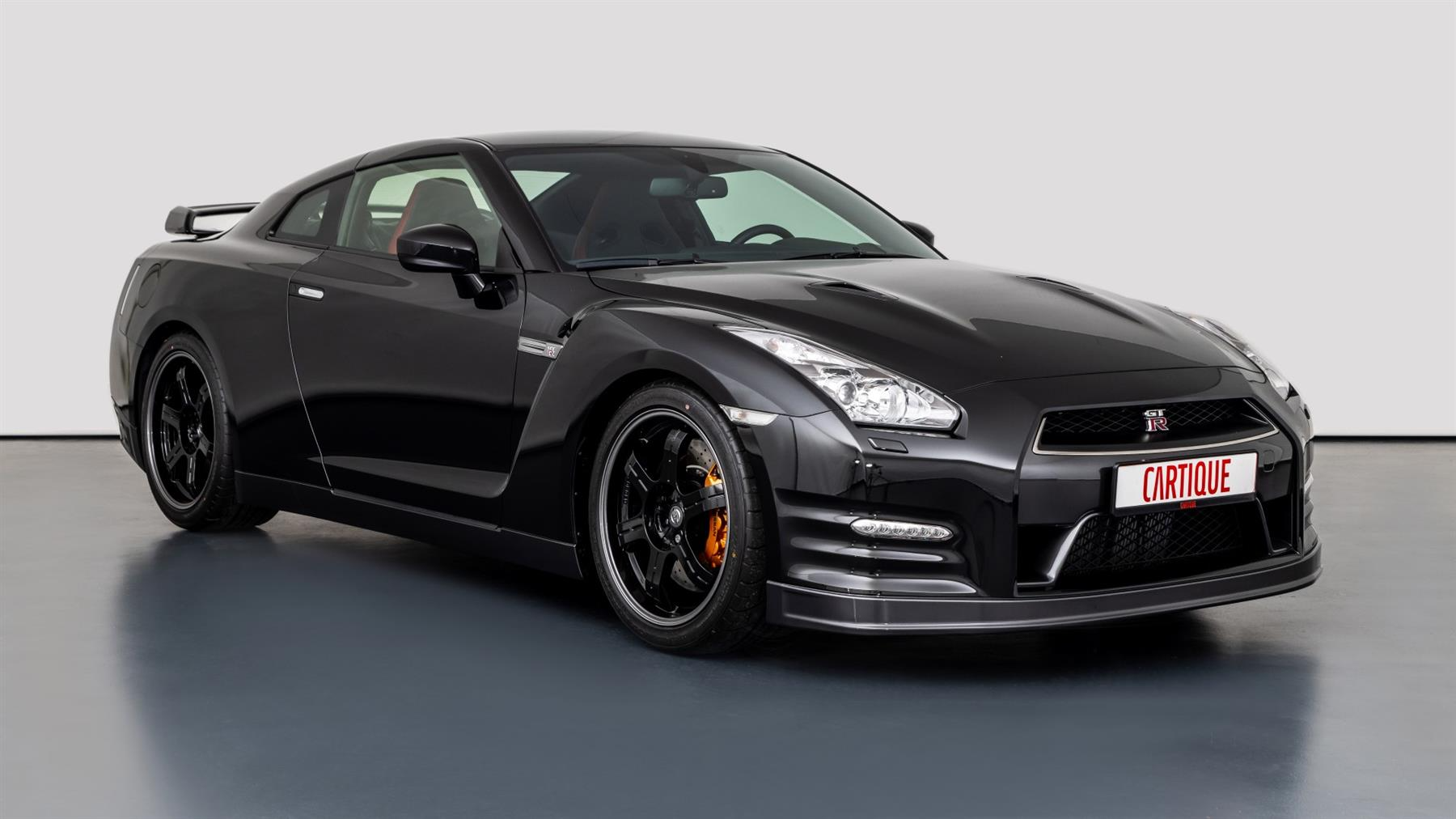nissan,  gt-r,  nissan gt-r,  nismo,  nissan gt-r nismo,  black edition,  nissan gt-r black edition,  gt-r black edition,  sieu xe,  xe the thao,  hieu suat cao,  mercedes,  porsche,  porsche 911,  mercedes-amg,  amg gt,  amg,  f1,  cong thuc 1,  Sebastian Vettel anh 12
