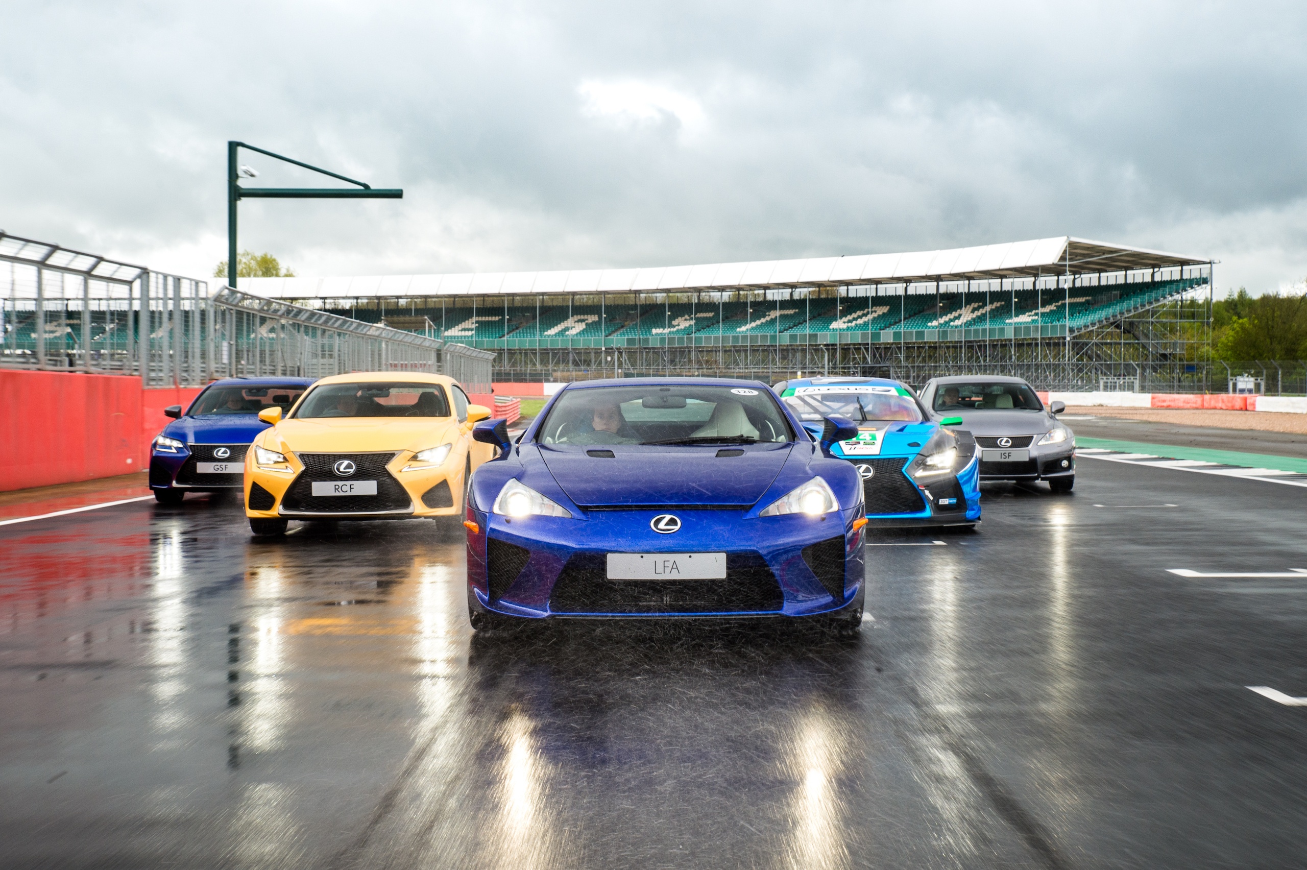 lexus,  xe sang,  f-sport,  lexus ls,  lexus es,  lexus gs,  lexus is,  lexus lc,  lexus lfa,  lexus rc,  lexus sc,  lexus gx,  lexus lx,  lexus nx,  lexus rx,  lexus ux,  lexus rz,  lexus ct,  lexus ly,  lexus sc,  lexus lf,  lexus lf-a,  mercedes,  bmw anh 20