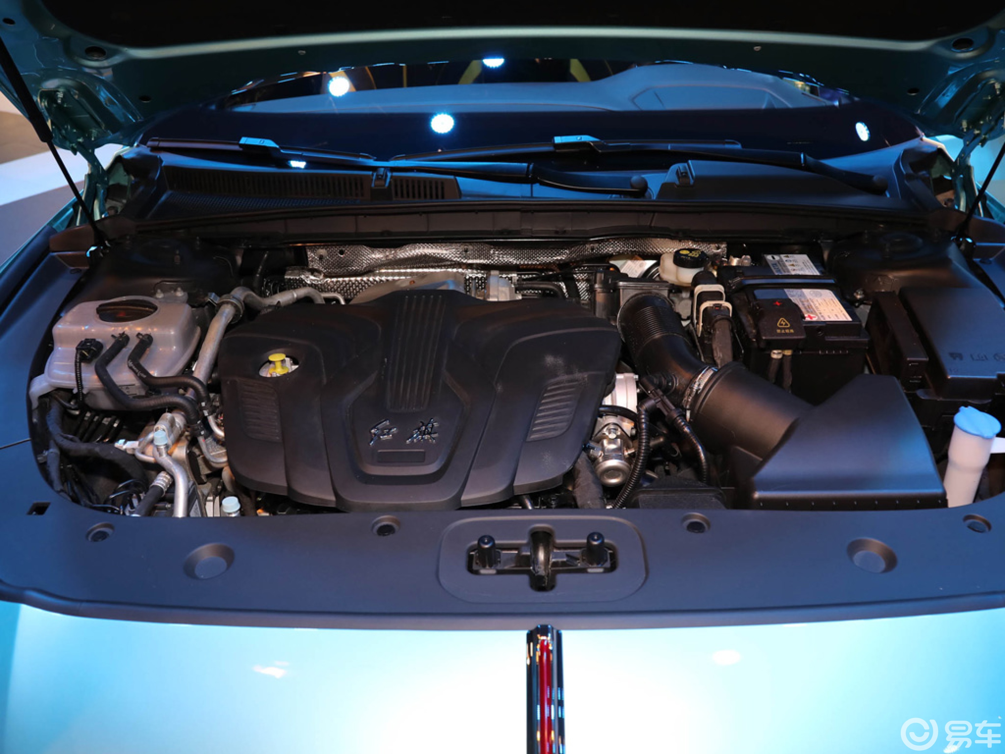 hongqi,  faw,  h6,  hongqi h6,  h5,  h7,  h9,  sedan,  hang sang,  bmw,  mercedes,  audi,  xe trung quoc,  trung quoc,  quang chau anh 16