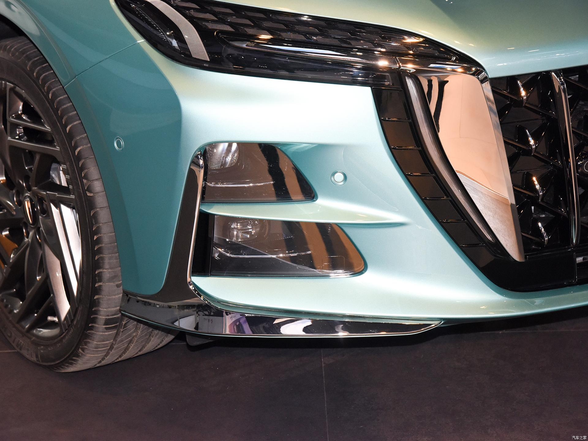 hongqi,  faw,  h6,  hongqi h6,  h5,  h7,  h9,  sedan,  hang sang,  bmw,  mercedes,  audi,  xe trung quoc,  trung quoc,  quang chau anh 5