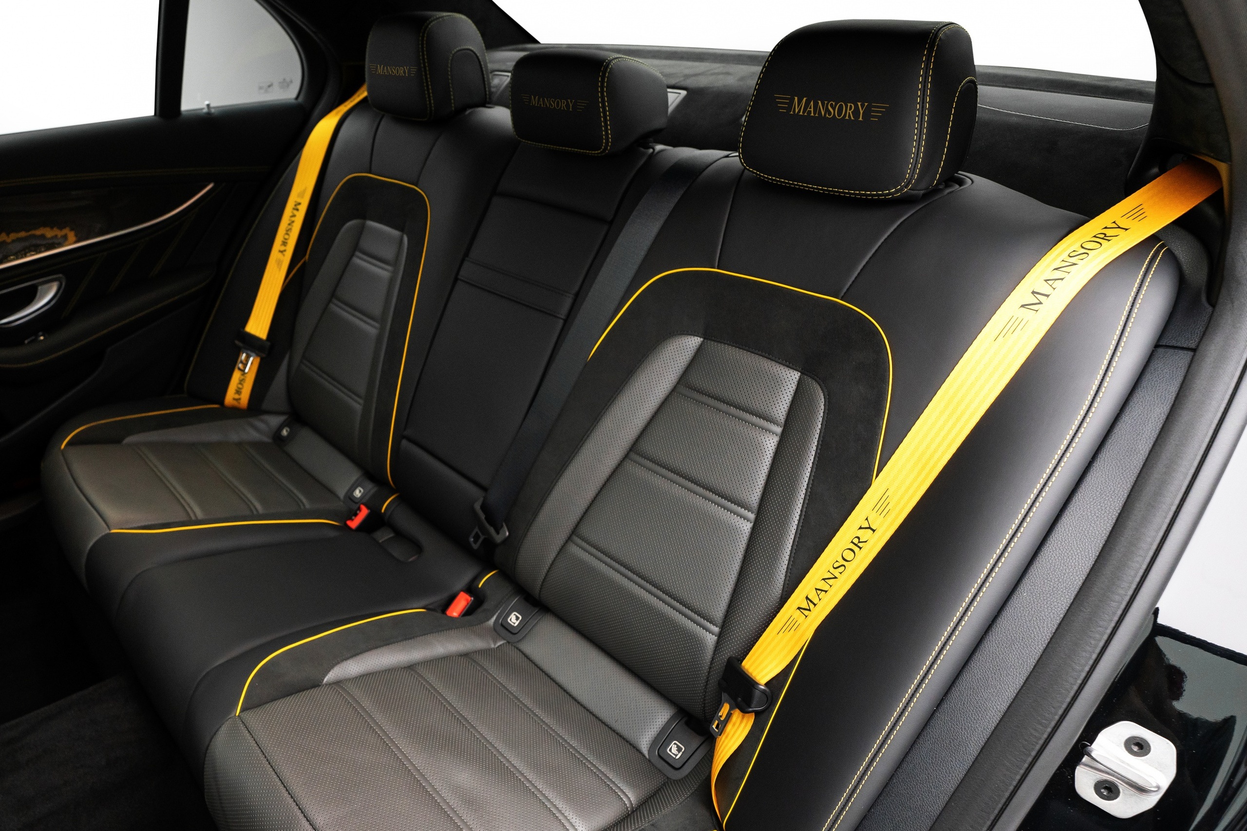 mercedes,  amg,  e63,  amg e63,  e 63,  mercedes-amg,  mercedes-amg e 63,  mercedes-amg e63,  xe do,  hieu suat cao,  sedan,  mansory anh 6