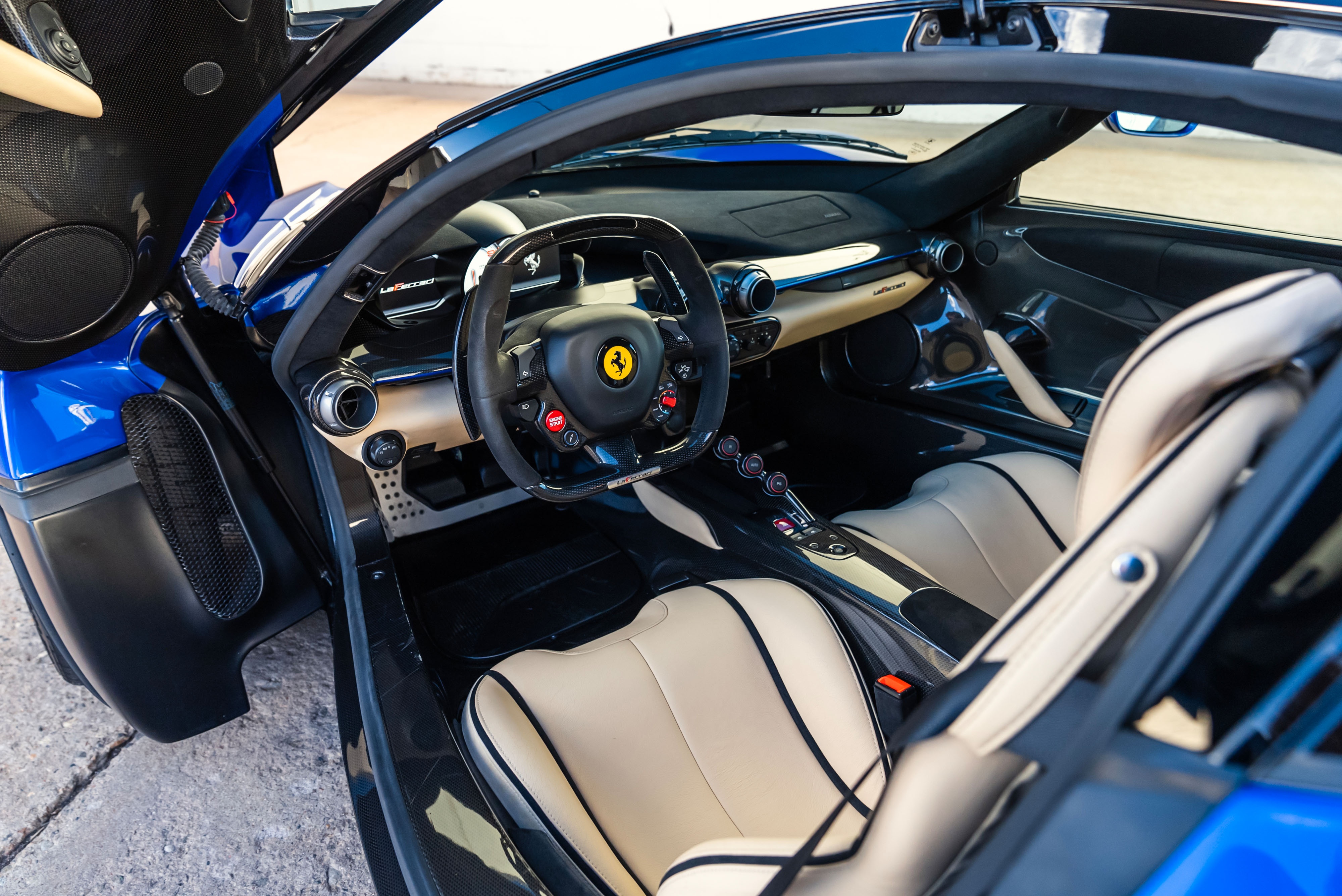 ferrari,  laferrari,  mclaren,  p1,  porsche,  918,  918 spyder,  sieu xe,  supercar,  hypercar,  hybrid,  dau gia,  rm sotheby's,  sotheby,  pagani,  koenigsegg,  Greg Whitten,  enzo,  f40,  f50,  250 gto,  lamborghini anh 7
