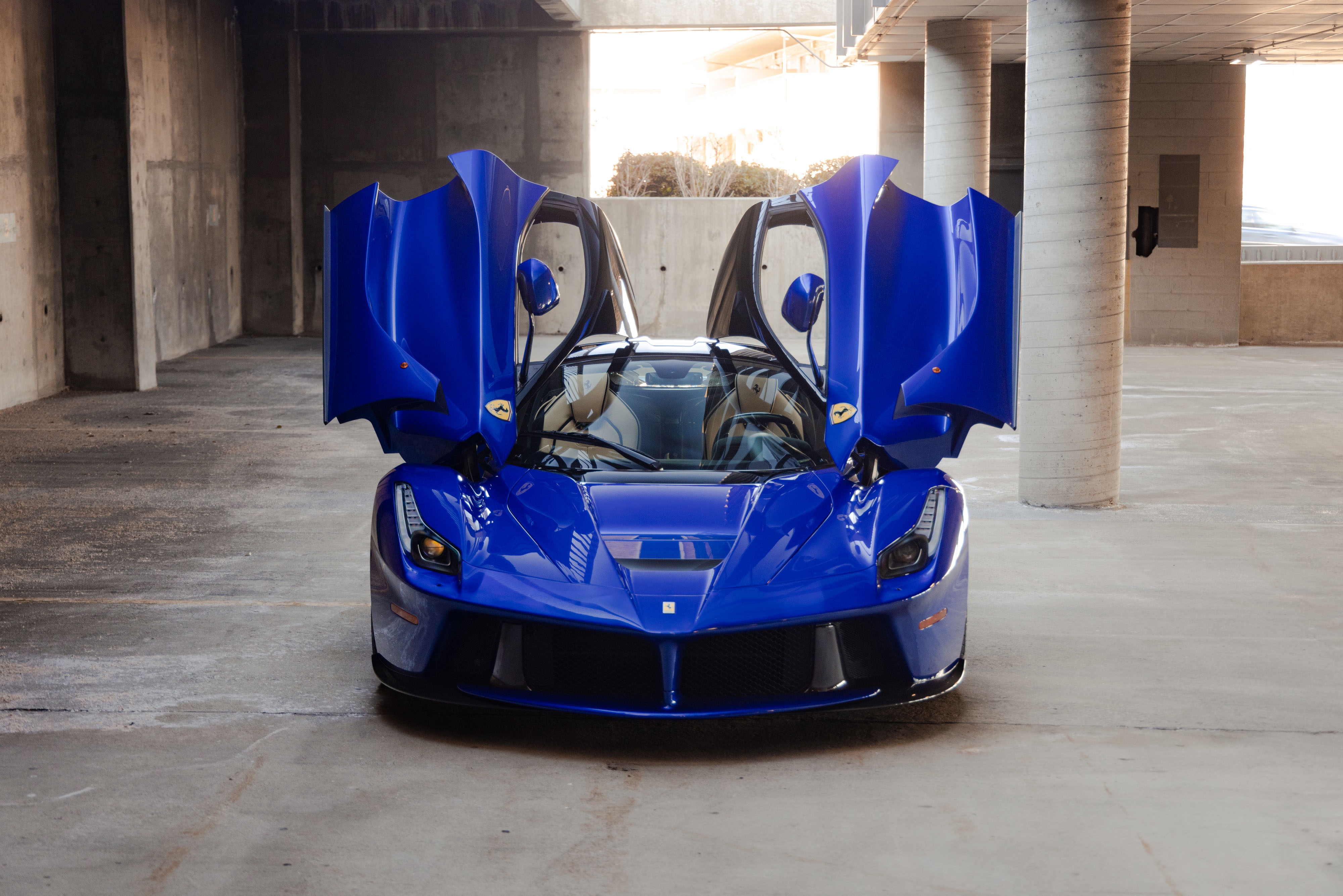 ferrari,  laferrari,  mclaren,  p1,  porsche,  918,  918 spyder,  sieu xe,  supercar,  hypercar,  hybrid,  dau gia,  rm sotheby's,  sotheby,  pagani,  koenigsegg,  Greg Whitten,  enzo,  f40,  f50,  250 gto,  lamborghini anh 2