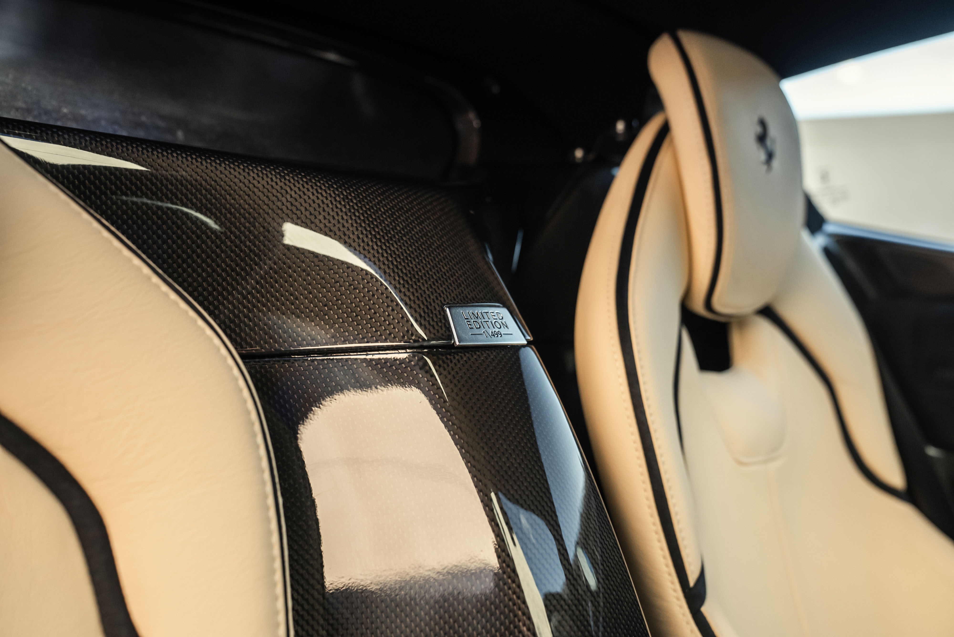 ferrari,  laferrari,  mclaren,  p1,  porsche,  918,  918 spyder,  sieu xe,  supercar,  hypercar,  hybrid,  dau gia,  rm sotheby's,  sotheby,  pagani,  koenigsegg,  Greg Whitten,  enzo,  f40,  f50,  250 gto,  lamborghini anh 14