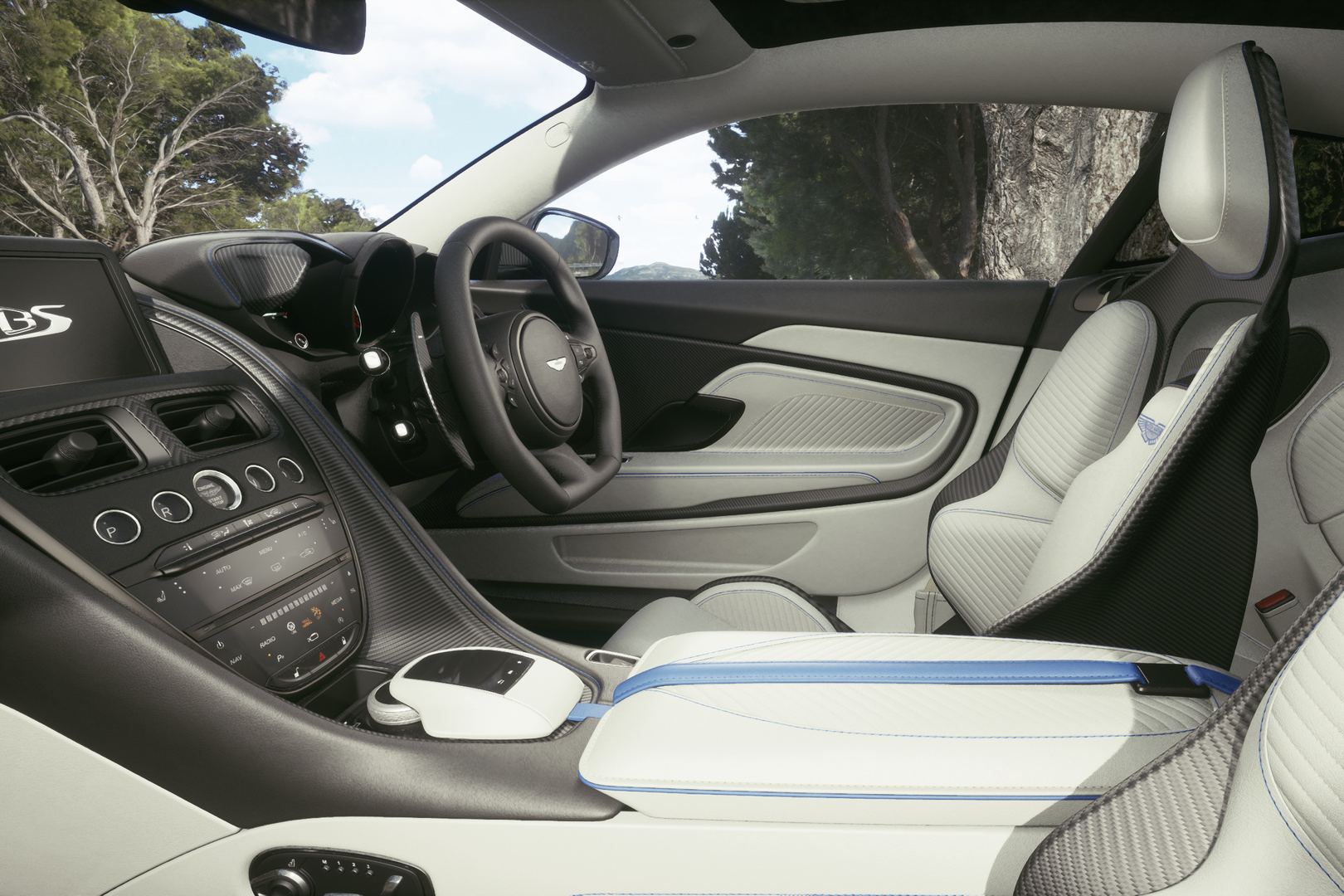 aston martin,  dbs,  dbs 770,  dbs 770 ultimate,  aston martin dbs,  vantage,  vanquish,  victor,  valhalla,  valkyrie,  db9,  db10,  db11,  sieu xe,  grand tourer,  aston martin q,  dbx,  dbx707,  ferrari,  lamborghini,  mclaren anh 10