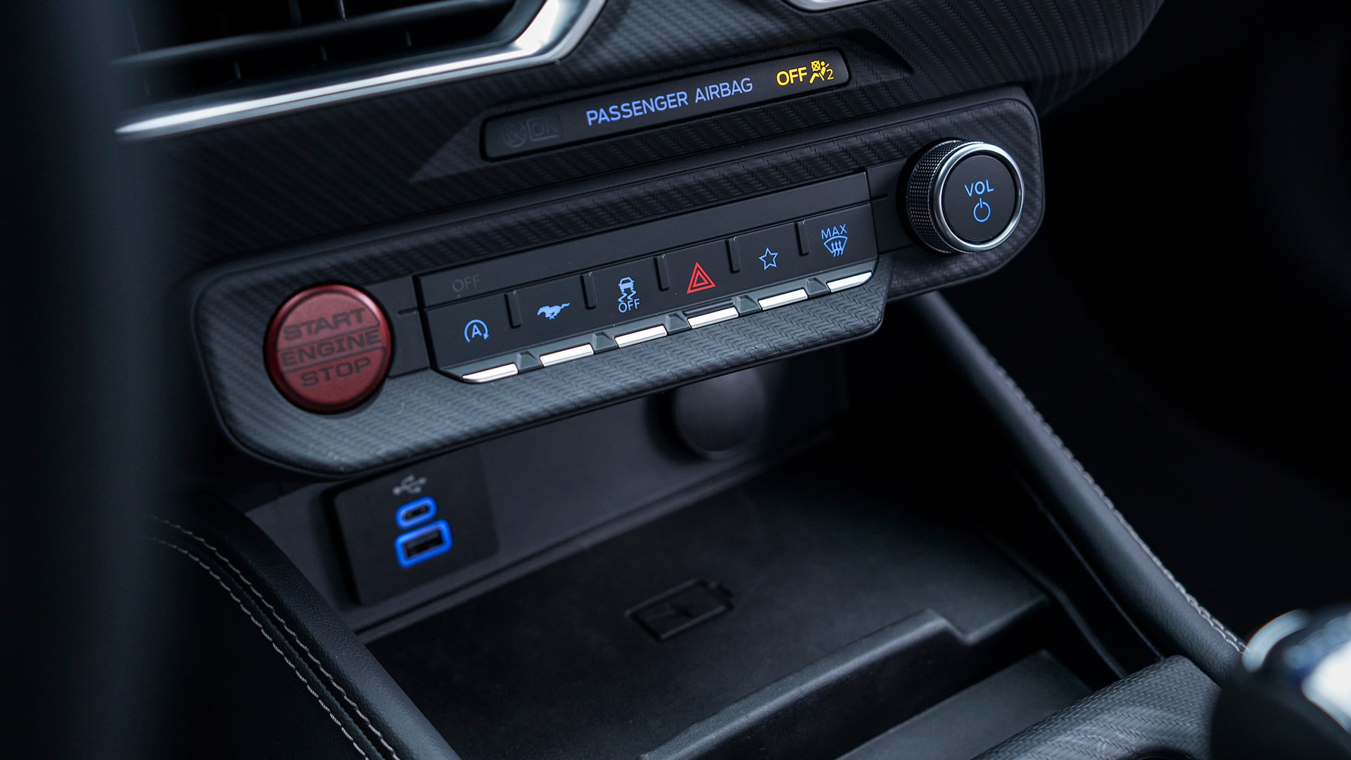 ford,  mustang,  mustang gt,  mustang 2024,  ford mustang,  ford mustang gt,  dark horse,  mustang dark horse,  xe co bap,  dau gia,  Barrett-Jackson,  dodge,  challenger,  charger,  chevolet,  camaro anh 18