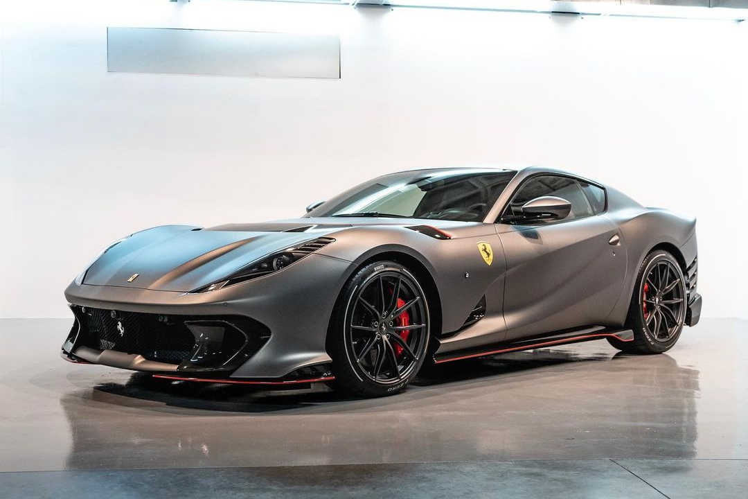 ferrari,  812,  competizione,  812 competizione,  812 competizione a,  ferrari 812,  ferrari 812 competizione,  tailor made,  ferrari tailor made,  ferrari f1,  812 superfast,  812 gts,  Scuderia Ferrari,  Carlos Sainz Jr.,  Carlos Sainz,  Smooth Operator,  cong thuc 1,  f1,  the thuc 1 anh 6