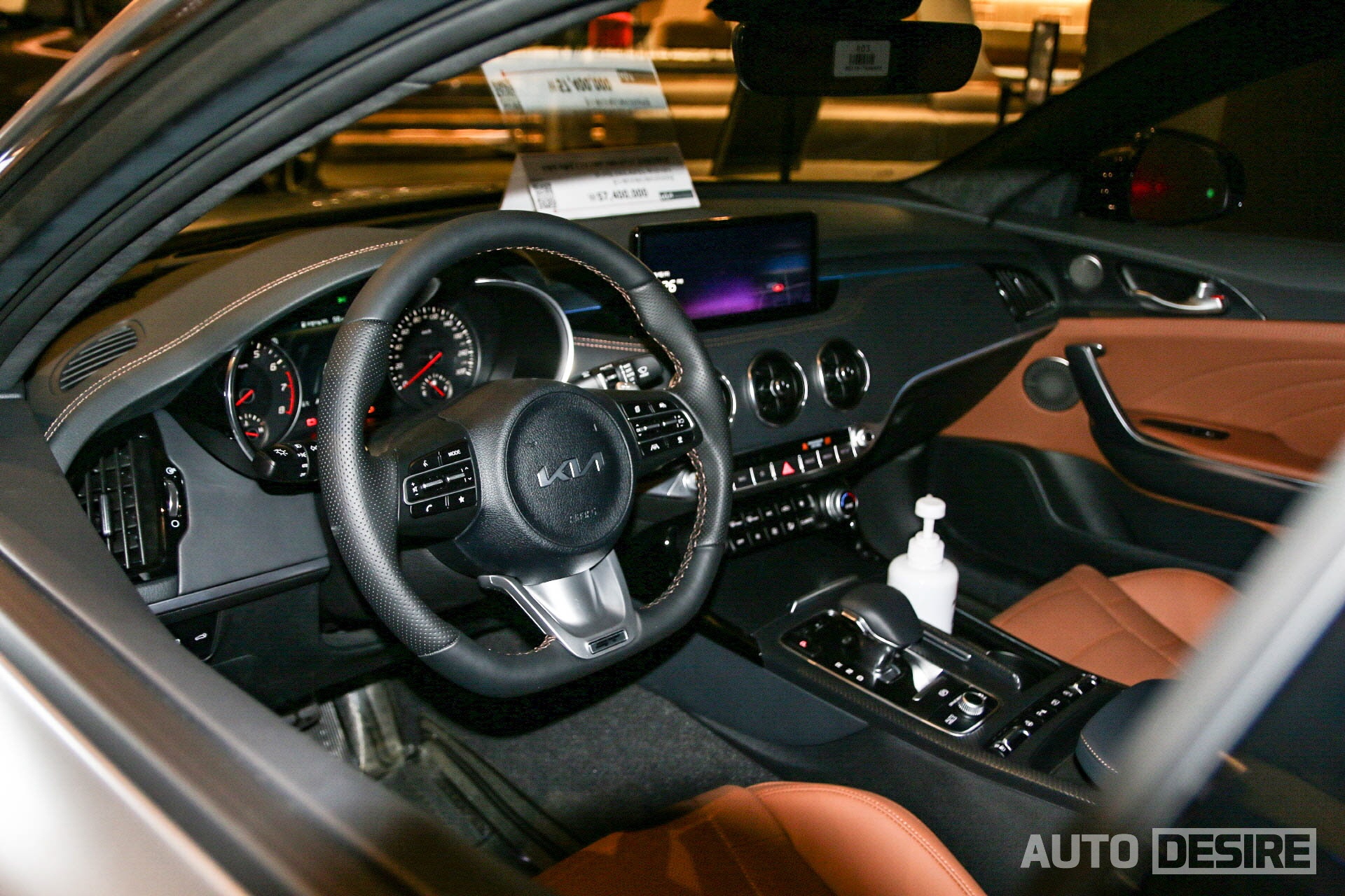 kia,  stinger,  kia stinger,  stinger gt,  stinger tribute,  stinger tribute edition,  kia stinger tribute edition,  phien ban dac biet,  xe han,  xe the thao,  grand tourer,  gt,  hyundai,  honda,  toyota,  mazda,  mitsubishi,  mercedes,  bmw,  audi,  mercedes-benz anh 11