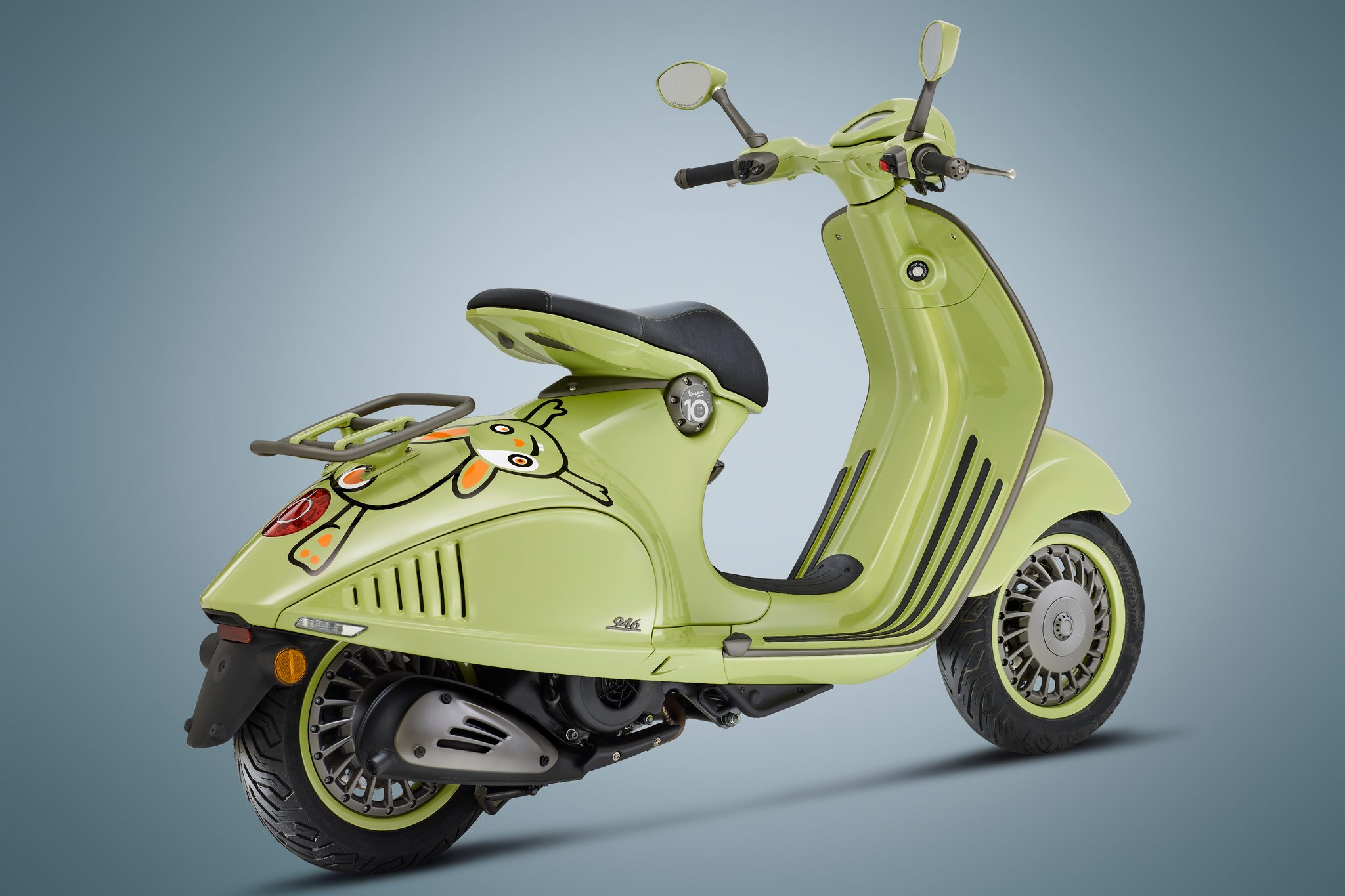 vespa, piaggio, vespa 946, vespa 946 bunny, vespa 10 anniversario, vespa 10 anniversay, scooter, xe tay ga, bản kỷ niệm, eicma, vespa 946 dior, dior, 946 Emporio Armani, 946 Bellissima, 946 RED ảnh 11 vespa, piaggio, vespa 946, vespa 946 bunny, vespa 10 anniversario, vespa 10 anniversay, scooter, xe tay ga, ban ky niem, eicma, vespa 946 dior, dior, 946 Emporio Armani, 946 Bellissima, 946 RED anh 11