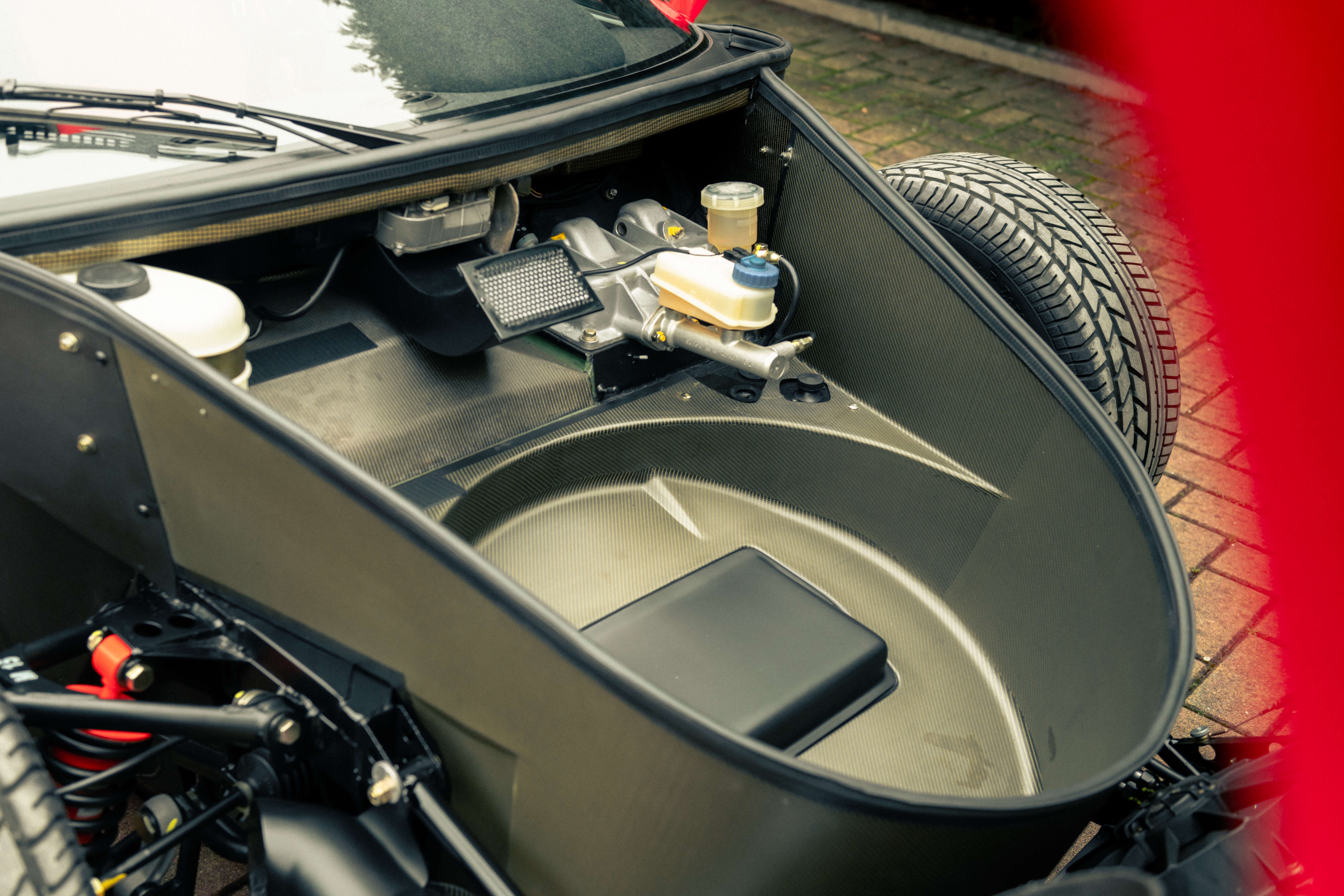 ferrari,  f40,  f50,  enzo,  laferrari,  sieu xe,  Toto Wolff,  f1,  cong thuc 1,  the thuc 1,  Mercedes-AMG Petronas anh 8