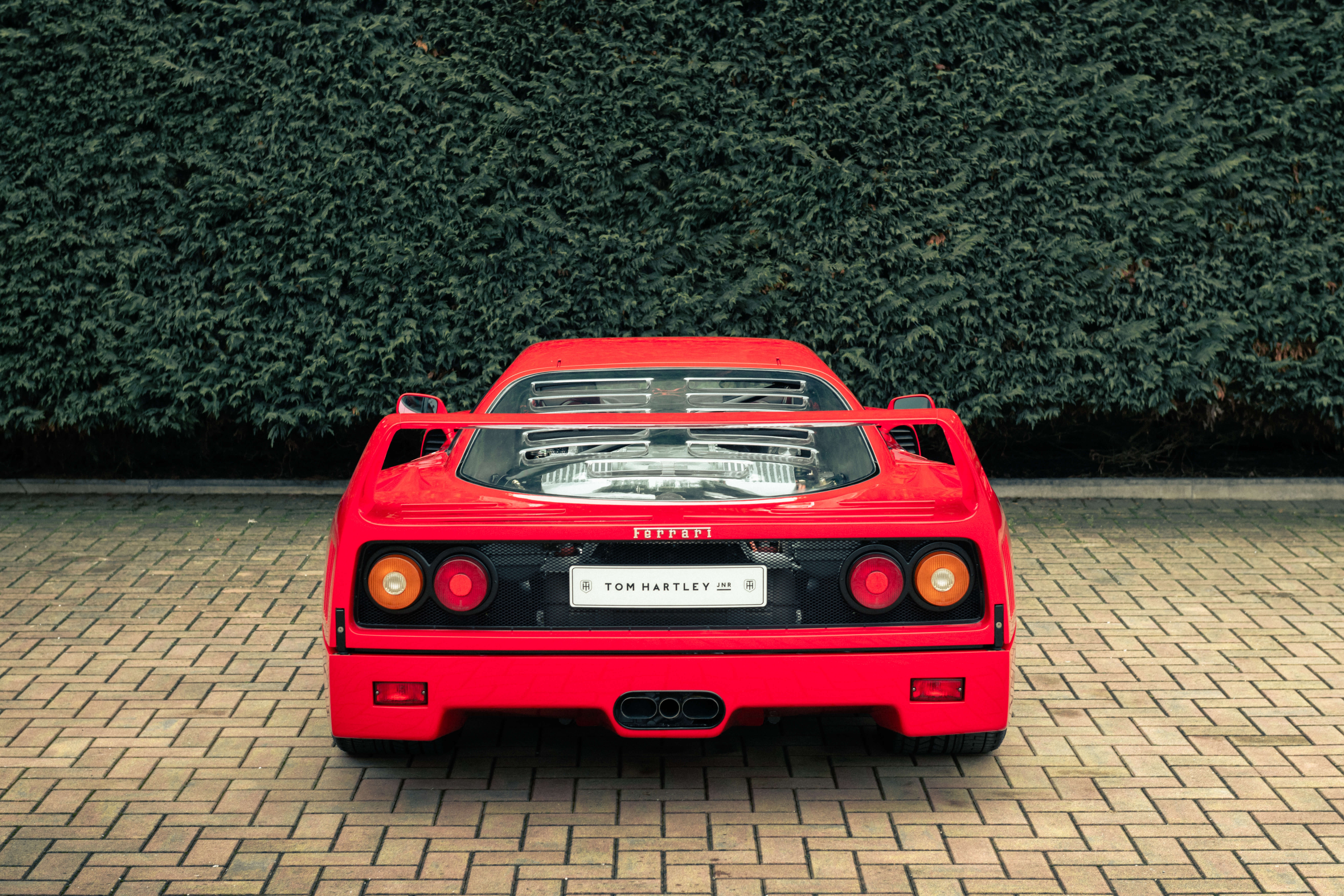 ferrari,  f40,  f50,  enzo,  laferrari,  sieu xe,  Toto Wolff,  f1,  cong thuc 1,  the thuc 1,  Mercedes-AMG Petronas anh 3