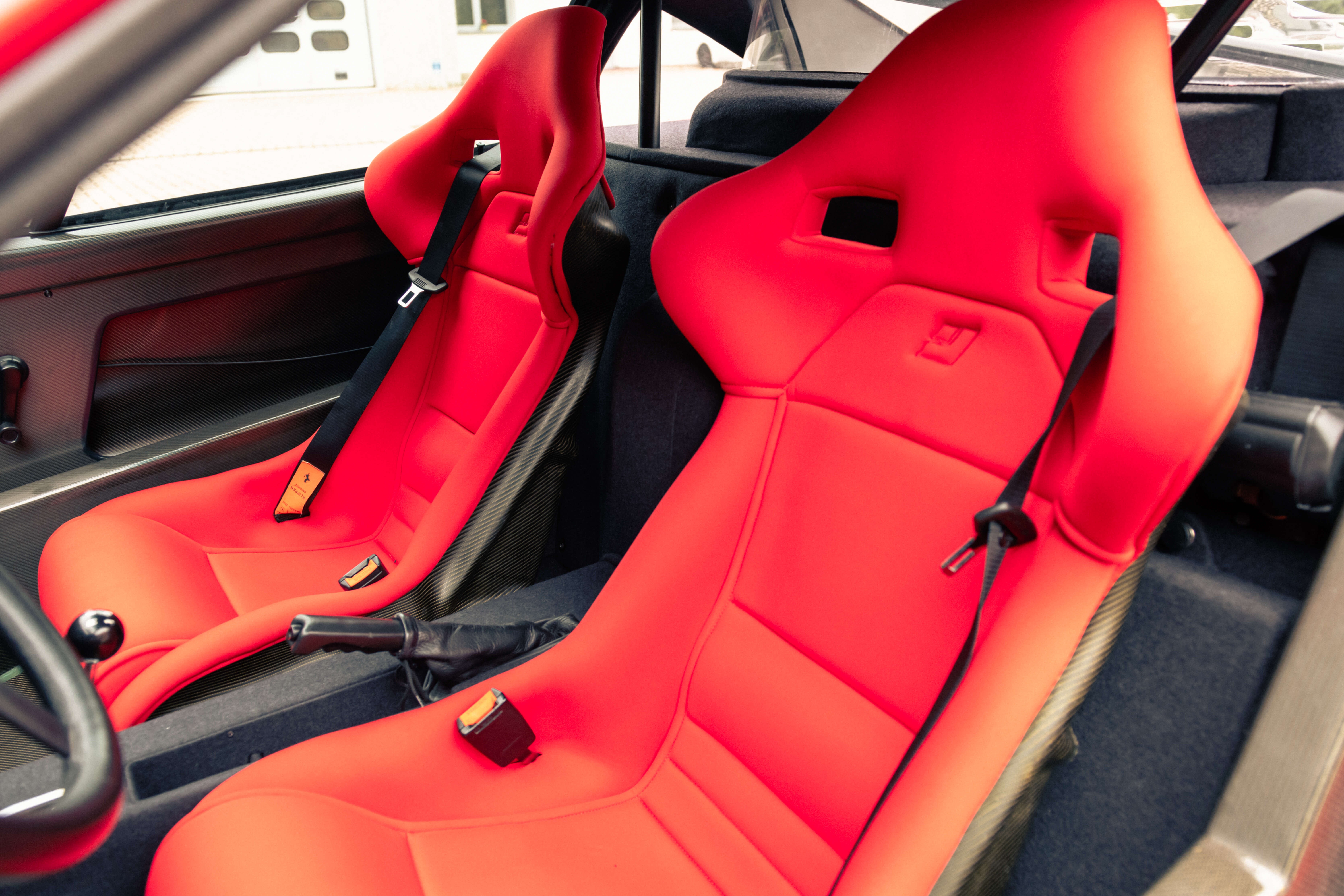 ferrari,  f40,  f50,  enzo,  laferrari,  sieu xe,  Toto Wolff,  f1,  cong thuc 1,  the thuc 1,  Mercedes-AMG Petronas anh 13