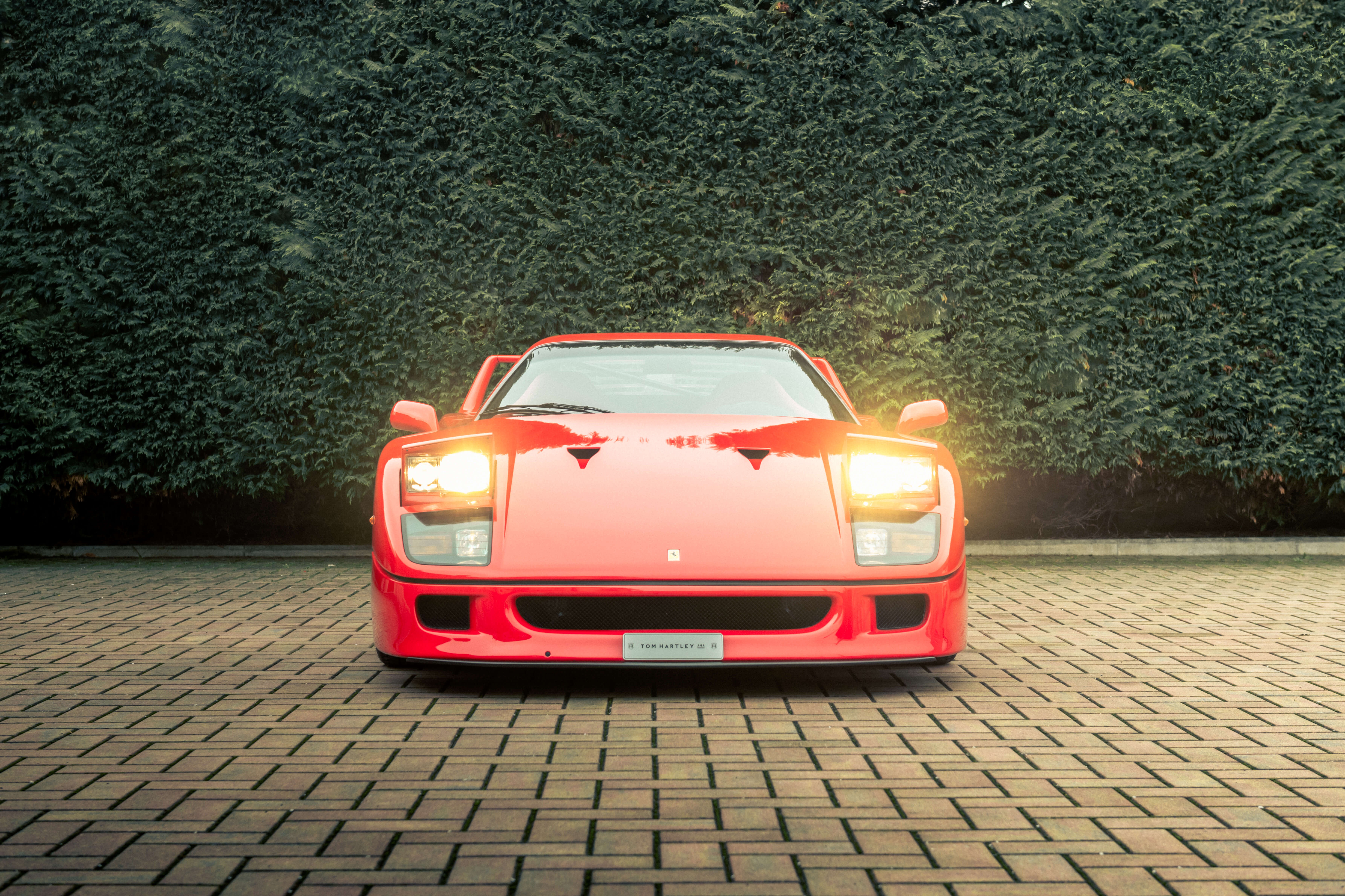 ferrari,  f40,  f50,  enzo,  laferrari,  sieu xe,  Toto Wolff,  f1,  cong thuc 1,  the thuc 1,  Mercedes-AMG Petronas anh 10