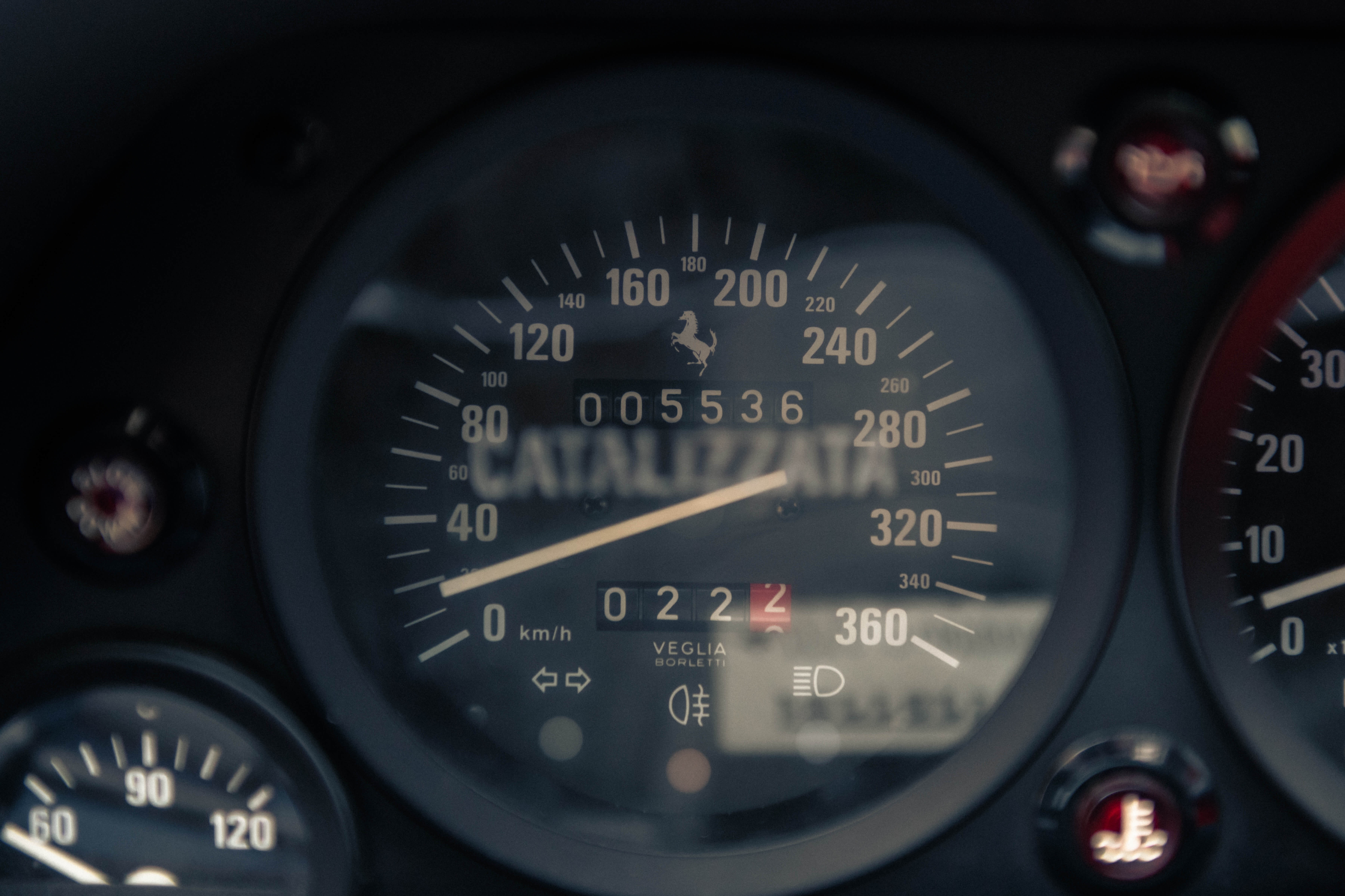 ferrari,  f40,  f50,  enzo,  laferrari,  sieu xe,  Toto Wolff,  f1,  cong thuc 1,  the thuc 1,  Mercedes-AMG Petronas anh 4