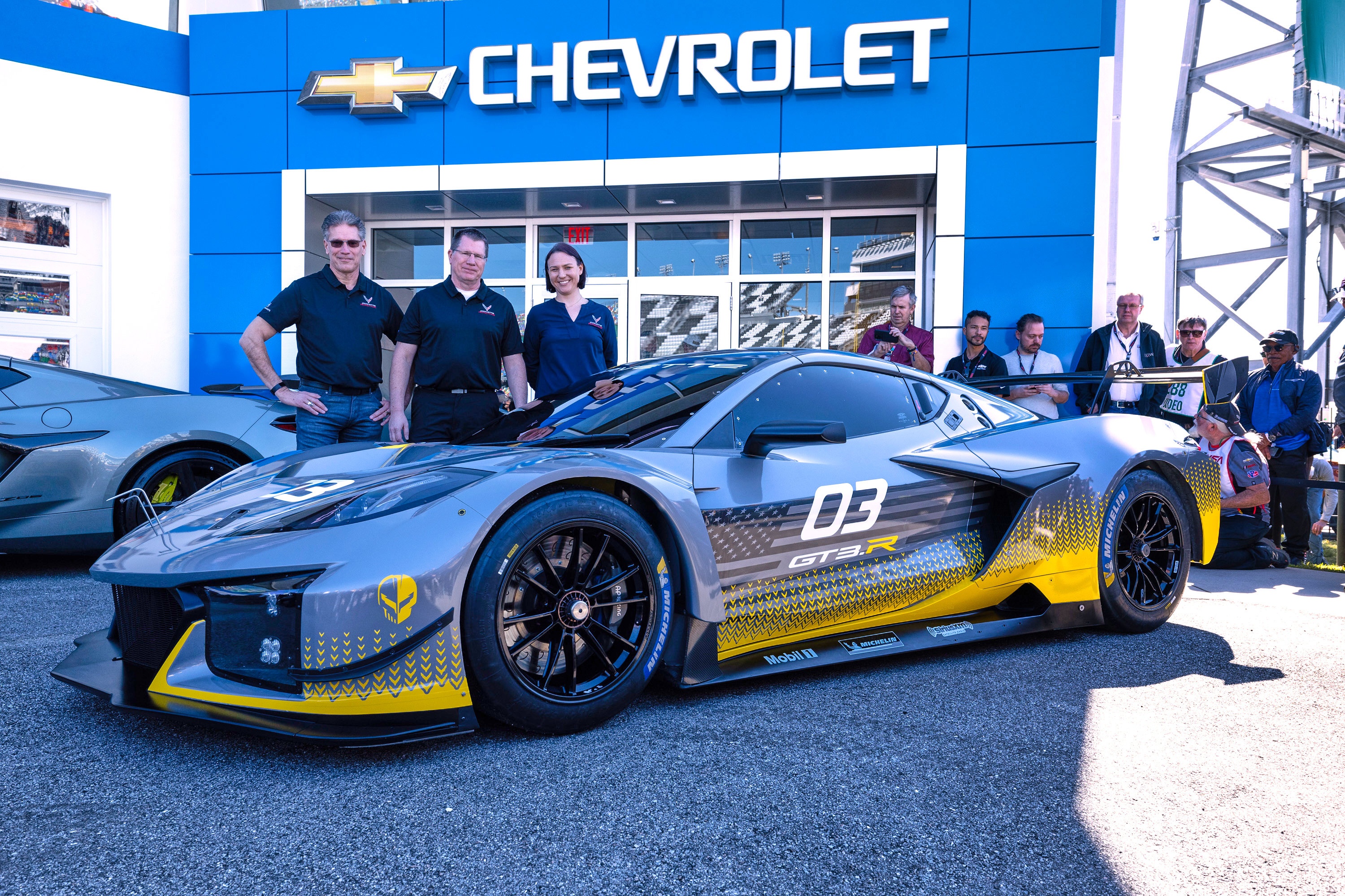Chi tiet xe dua Chevrolet Corvette Z06 GT3.R hinh anh