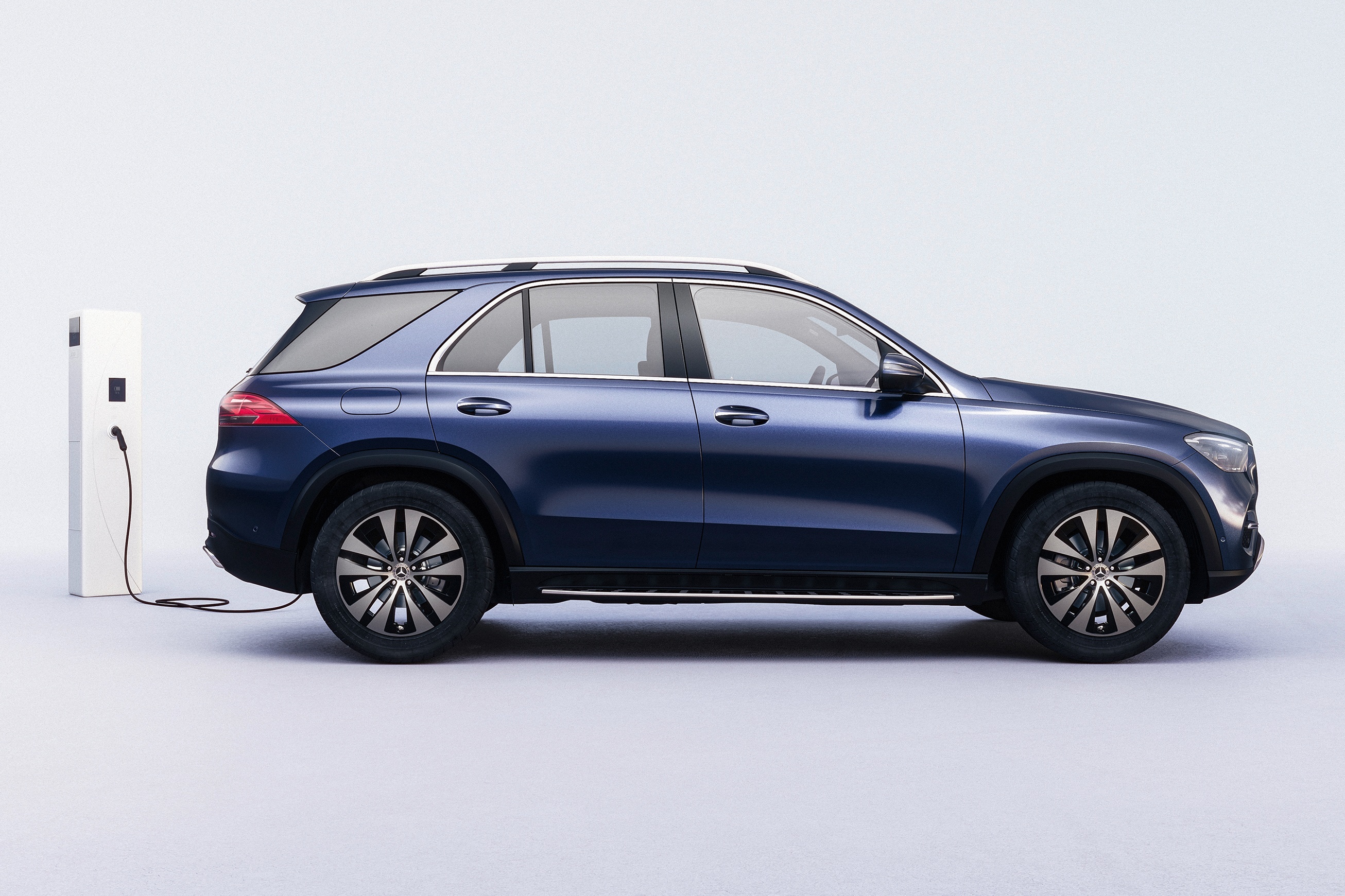 mercedes,  mercedes-benz,  mercedes-amg,  amg,  gle,  mercedes gle,  gle coupe,  gle63,  gle53,  suv,  coupe,  hiệu năng cao,  bmw,  audi ảnh 11 mercedes,  mercedes-benz,  mercedes-amg,  amg,  gle,  mercedes gle,  gle coupe,  gle63,  gle53,  suv,  coupe,  hieu nang cao,  bmw,  audi anh 11