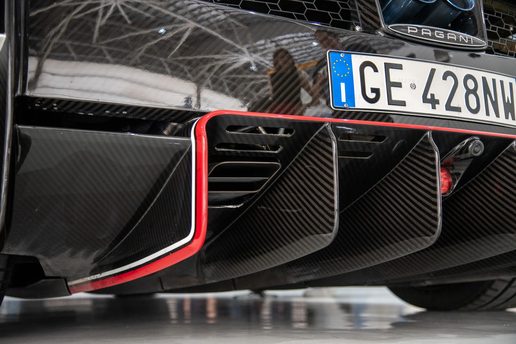 pagani,  huayra,  huayra bc,  huayra roadster,  huayra roadster bc,  zonda,  utopia,  sieu xe,  singapore,  koenigsegg,  bugatti,  lamborghini,  ferrari,  horacio pagani,  benny caiola anh 15