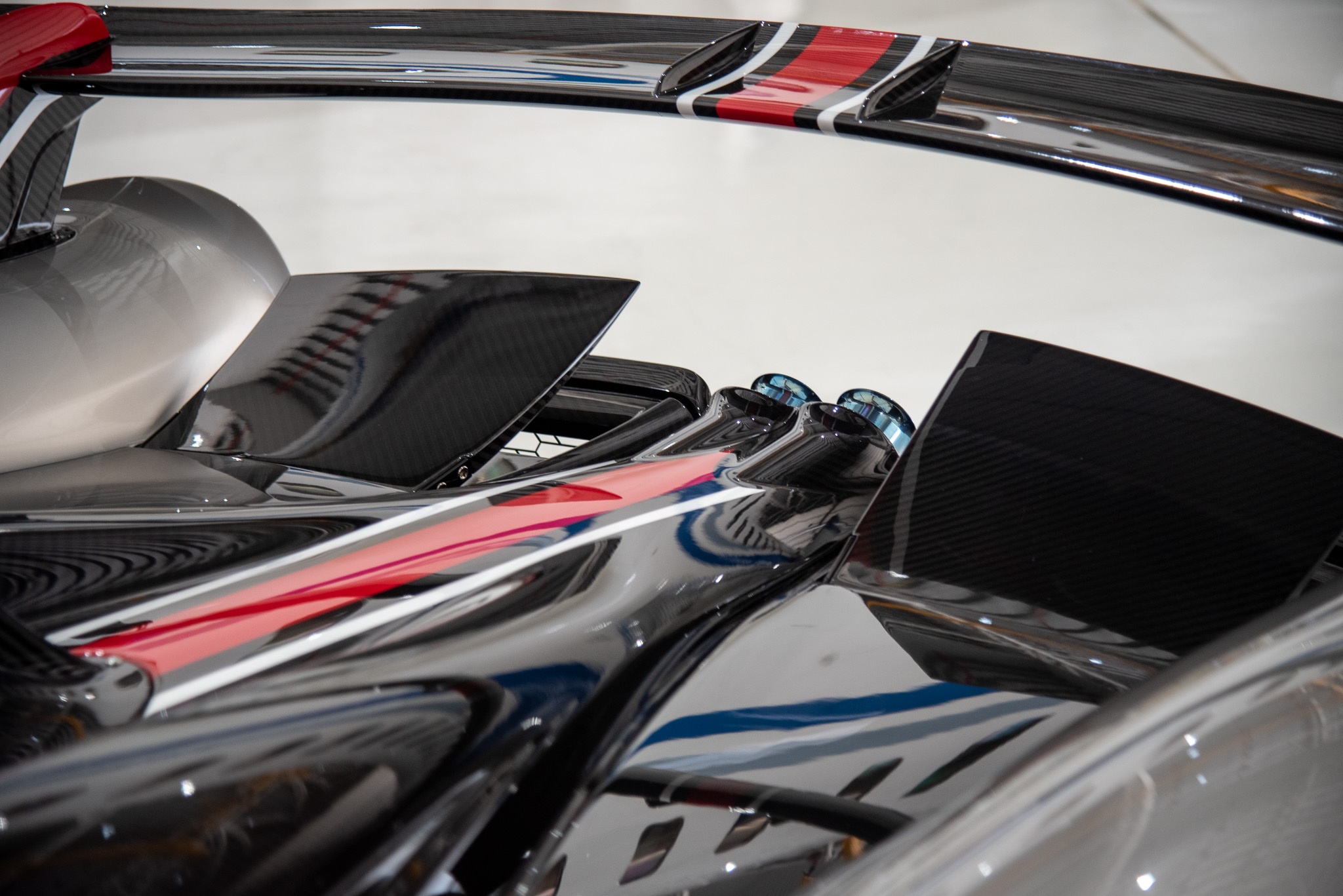 pagani,  huayra,  huayra bc,  huayra roadster,  huayra roadster bc,  zonda,  utopia,  sieu xe,  singapore,  koenigsegg,  bugatti,  lamborghini,  ferrari,  horacio pagani,  benny caiola anh 13