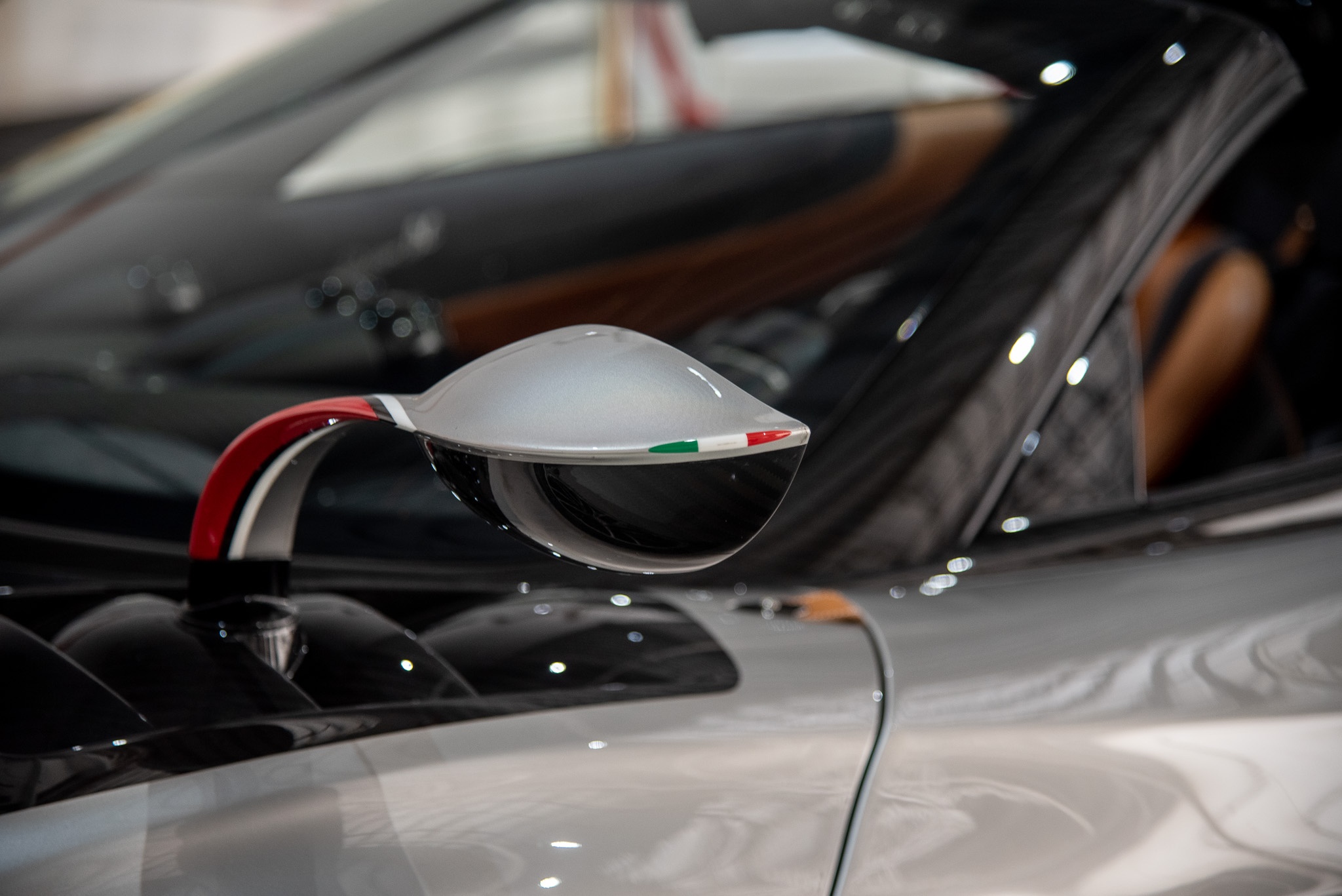 pagani,  huayra,  huayra bc,  huayra roadster,  huayra roadster bc,  zonda,  utopia,  sieu xe,  singapore,  koenigsegg,  bugatti,  lamborghini,  ferrari,  horacio pagani,  benny caiola anh 8