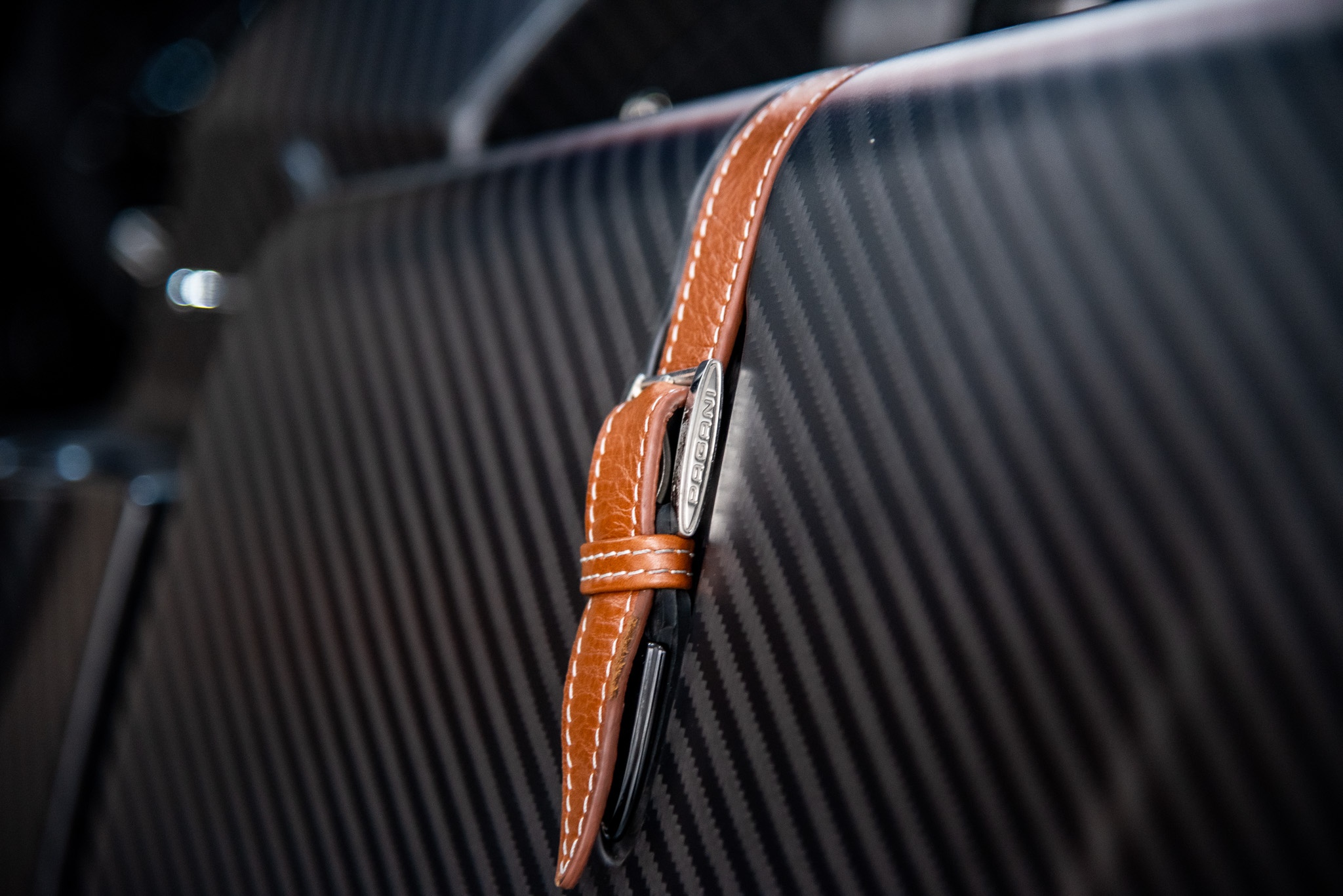 pagani,  huayra,  huayra bc,  huayra roadster,  huayra roadster bc,  zonda,  utopia,  sieu xe,  singapore,  koenigsegg,  bugatti,  lamborghini,  ferrari,  horacio pagani,  benny caiola anh 18