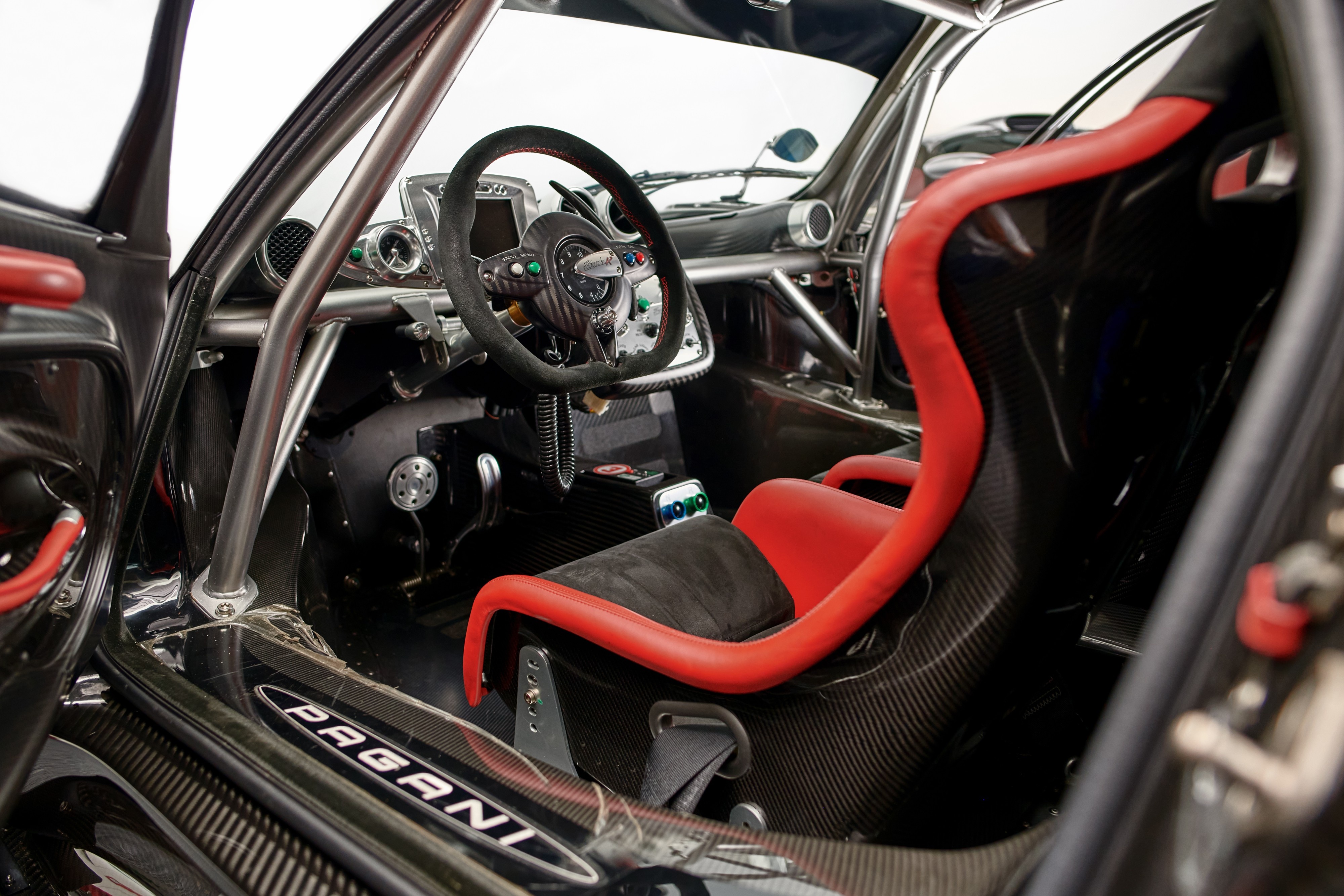 pagani, zonda, huayra, utopia, zonda r, zonda cinque, zonda r evolution, zonda revolucion, rm sotheby's, sotheby, đấu giá, siêu xe, koenigsegg, bugatti, lamborghini, ferrari, mclaren, aston martin ảnh 13 pagani, zonda, huayra, utopia, zonda r, zonda cinque, zonda r evolution, zonda revolucion, rm sotheby's, sotheby, dau gia, sieu xe, koenigsegg, bugatti, lamborghini, ferrari, mclaren, aston martin anh 13