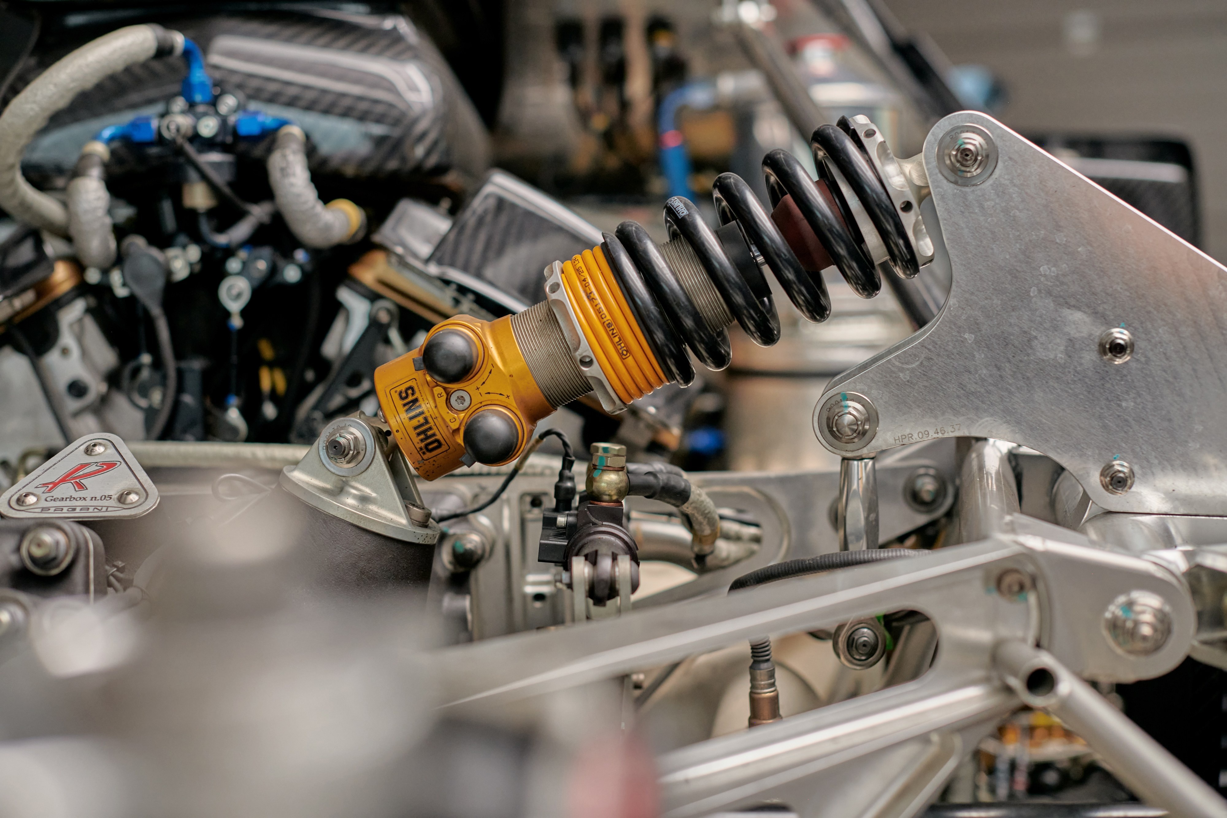 pagani,  zonda,  huayra,  utopia,  zonda r,  zonda cinque,  zonda r evolution,  zonda revolucion,  rm sotheby's,  sotheby,  dau gia,  sieu xe,  koenigsegg,  bugatti,  lamborghini,  ferrari,  mclaren,  aston martin anh 18