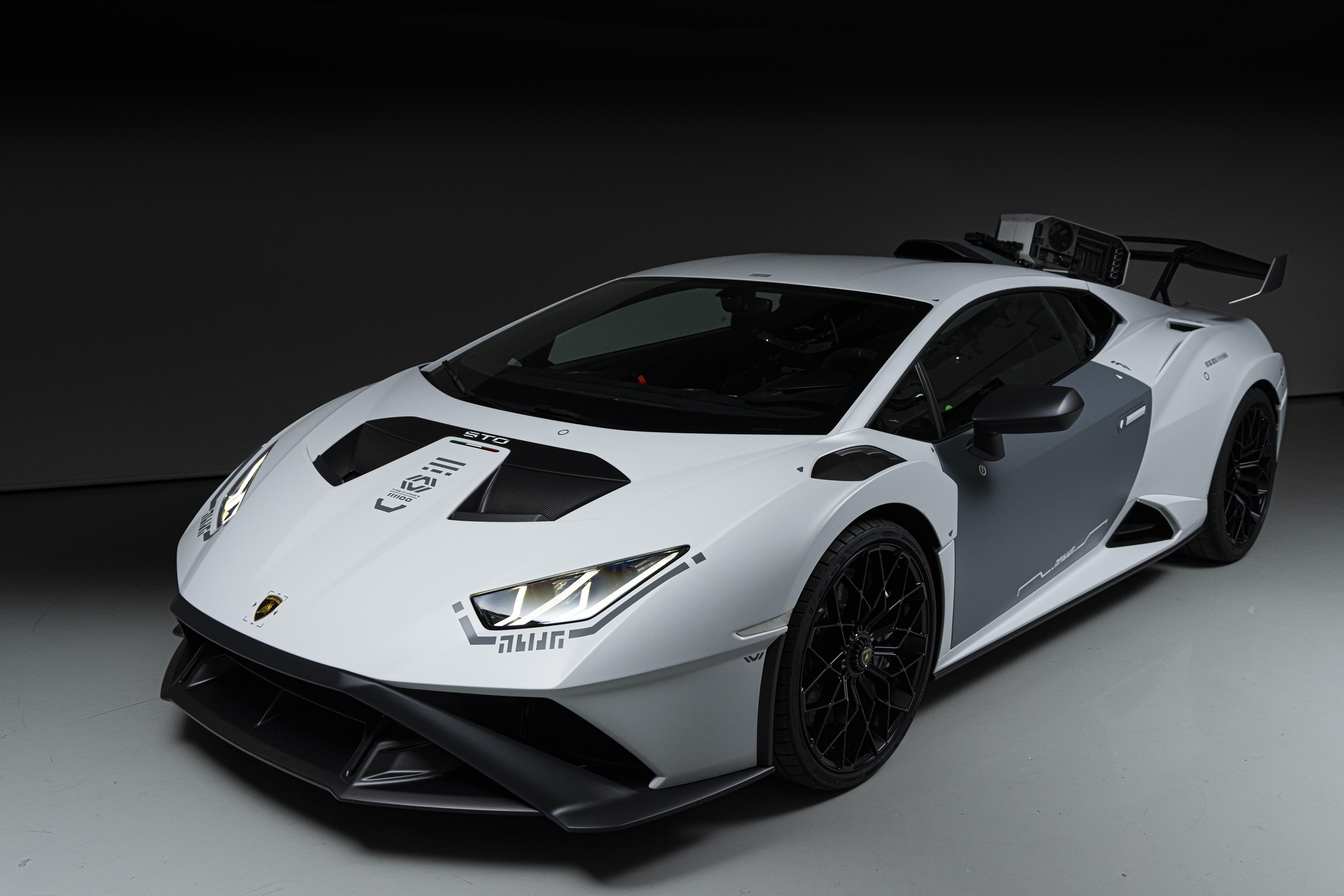 Ban do dac biet cua Lamborghini Huracan STO hinh anh