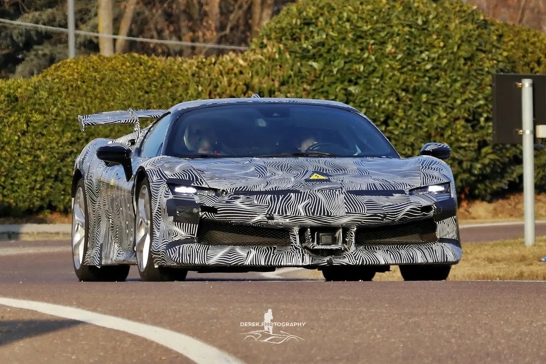 Ferrari SF90 Stradale ban nang cap chuan bi ra mat hinh anh