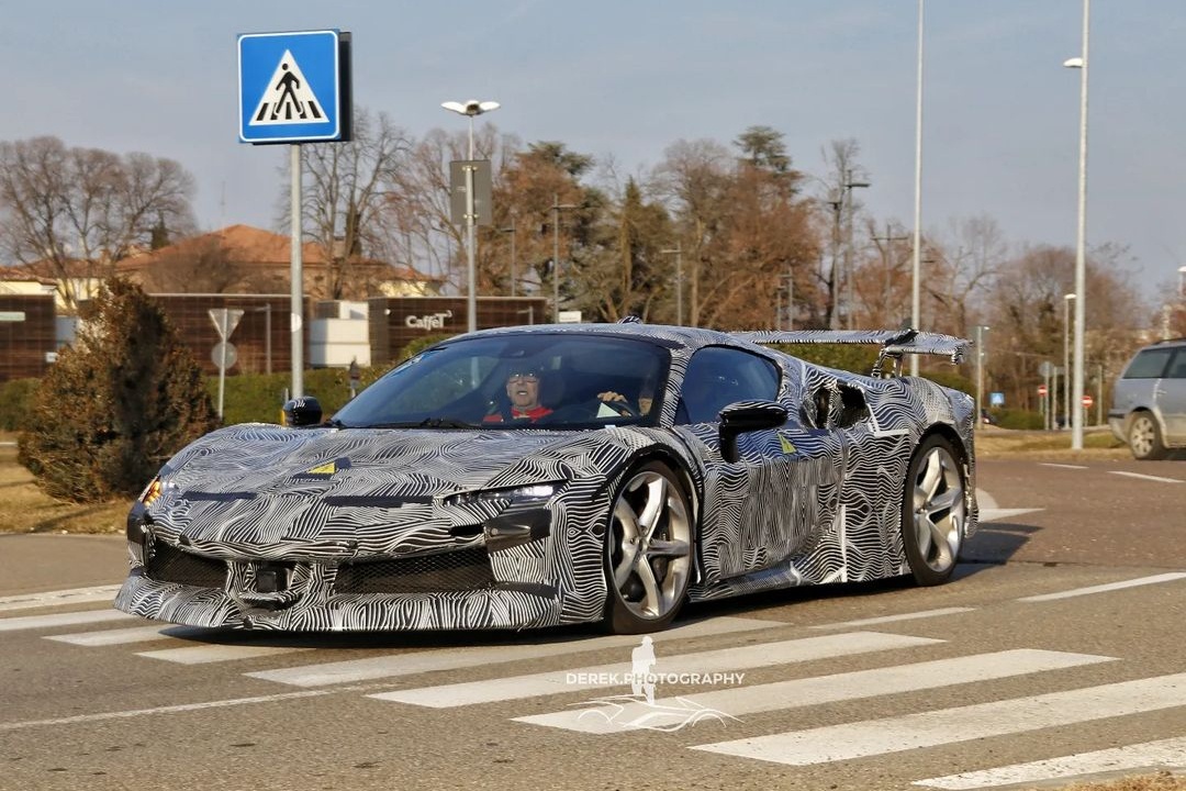 ferrari,  sf90,  sf90 stradale,  sf90 vs,  versione speciale,  812,  812 superfast,  812 competizione,  f8,  f8 tributo,  aperta,  488,  488 gtb,  488 pista,  f12,  f12tdf,  f12berlinetta,  lamborghini,  mclaren,  pagani,  koenigsegg,  bugatti anh 1