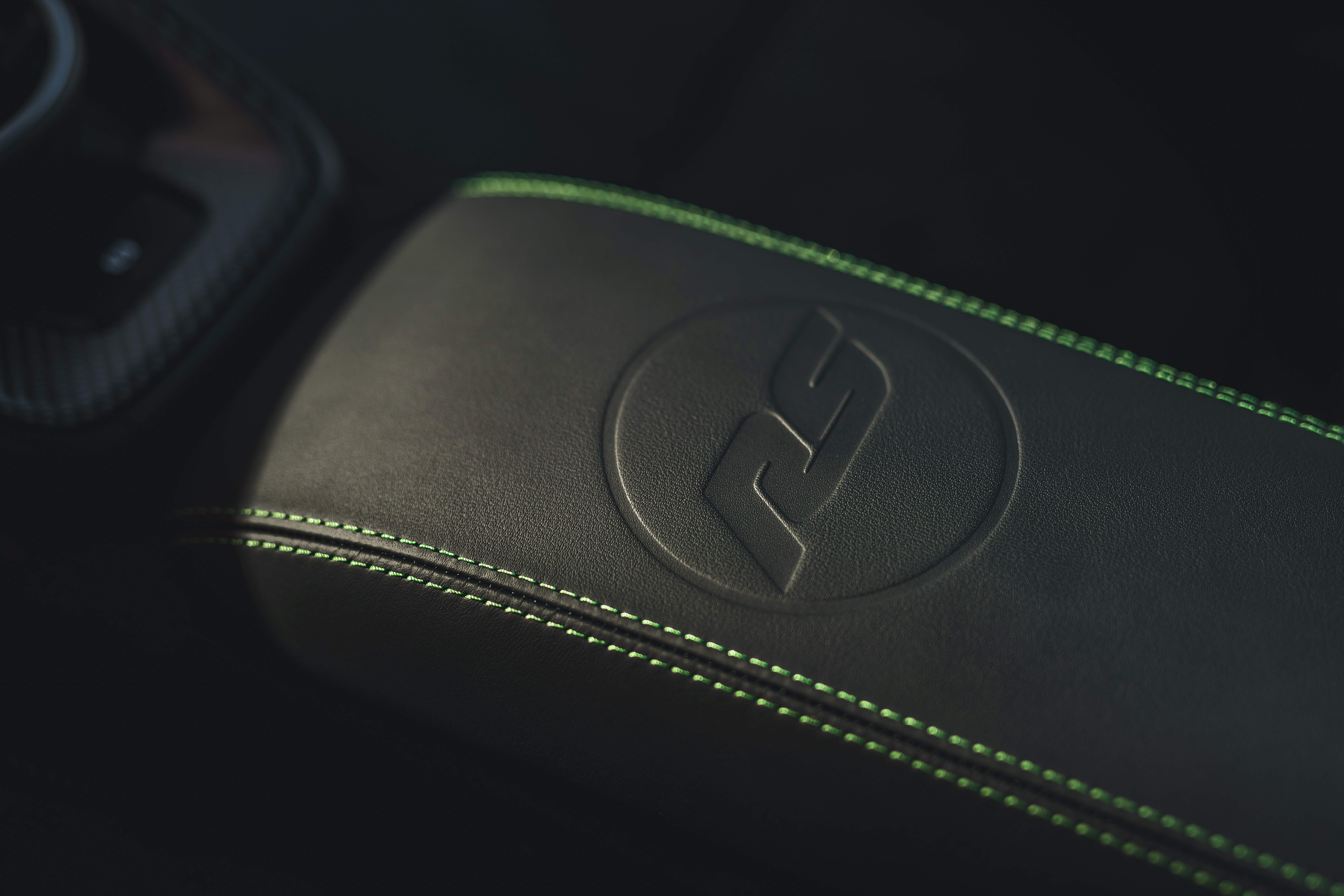 porsche,  911,  911 gt3,  911 gt3 rs,  porsche 911,  porsche 911 gt3,  porsche 911 gt3 rs,  992,  porsche 922,  992 gt3,  992 gt3 rs,  sieu xe,  xe the thao,  Tribute to Carrera RS,  Porsche Exclusive Manufaktur,  lamborghini,  ferrari,  aston martin,  mclaren,  pagani,  bugatti,  koenigsegg anh 16