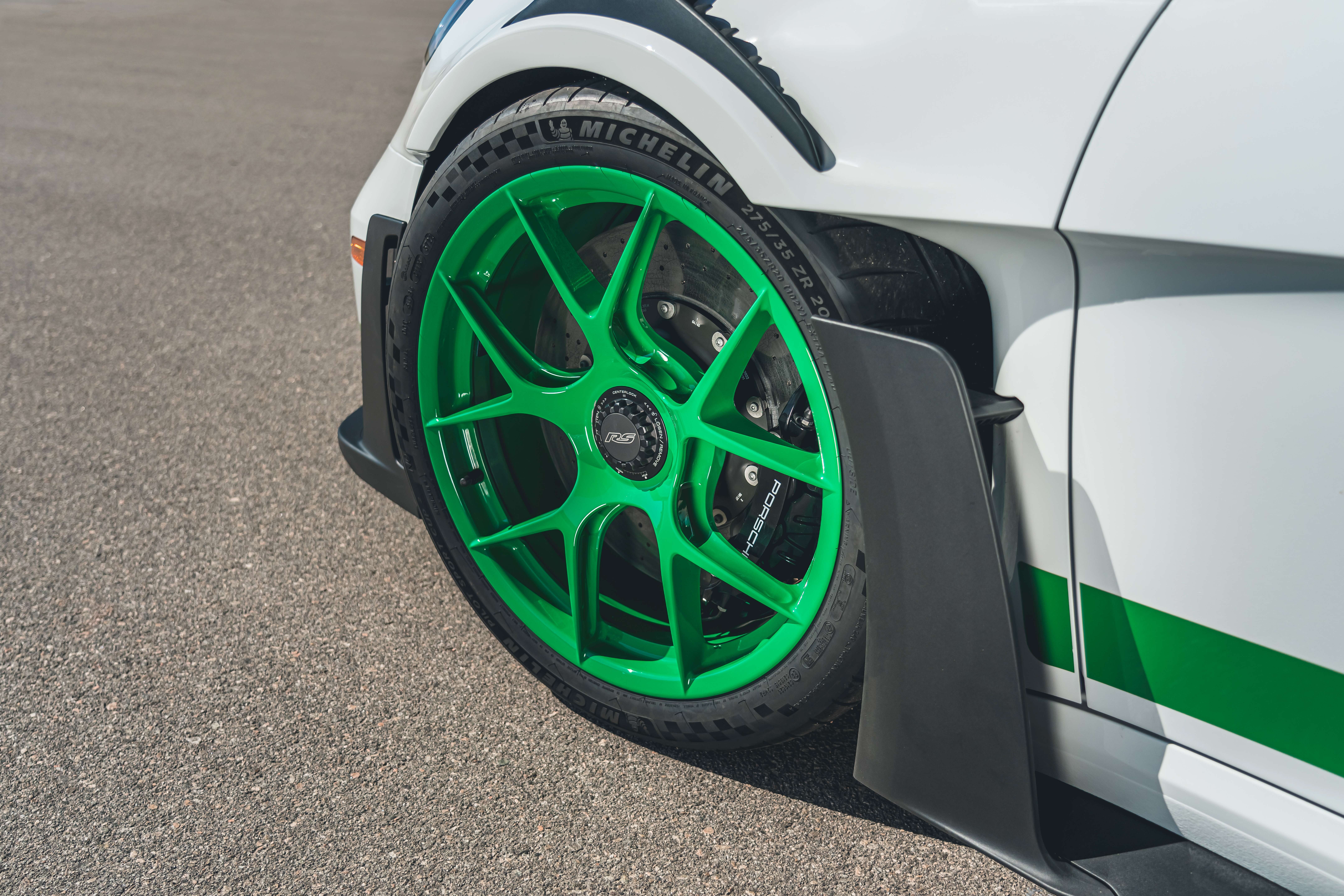 porsche,  911,  911 gt3,  911 gt3 rs,  porsche 911,  porsche 911 gt3,  porsche 911 gt3 rs,  992,  porsche 922,  992 gt3,  992 gt3 rs,  sieu xe,  xe the thao,  Tribute to Carrera RS,  Porsche Exclusive Manufaktur,  lamborghini,  ferrari,  aston martin,  mclaren,  pagani,  bugatti,  koenigsegg anh 5