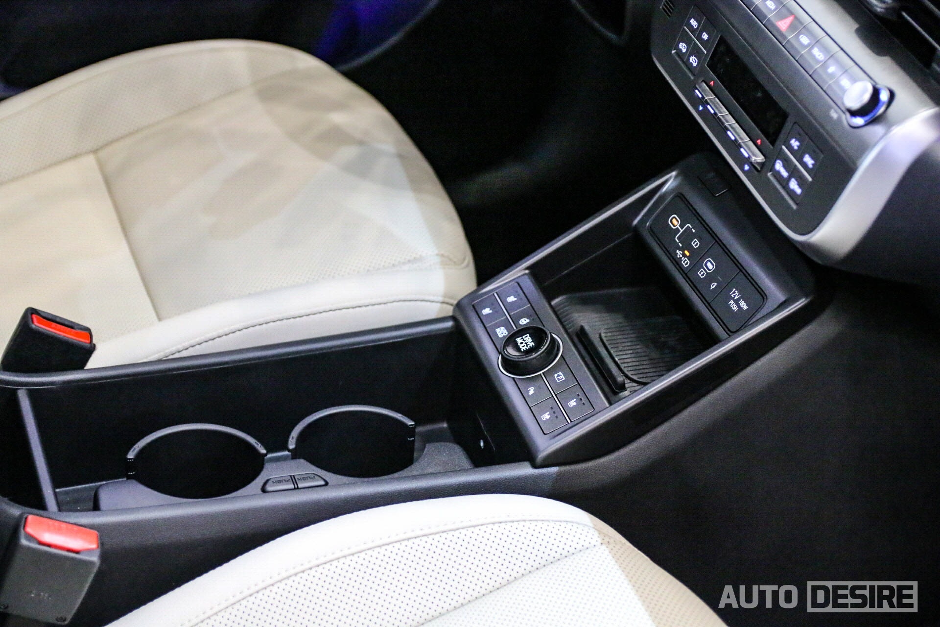 hyundai,  kona,  creata,  kia,  seltos,  mitsubishi,  xfc,  rv,  suv,  hang b,  suv hang b,  b-suv,  xe gia dinh,  xe pho thong,  toyota,  corolla cross,  mazda,  cx-3,  honda,  hr-v,  mg,  zs,  peugeot,  peugeot 2008 anh 16