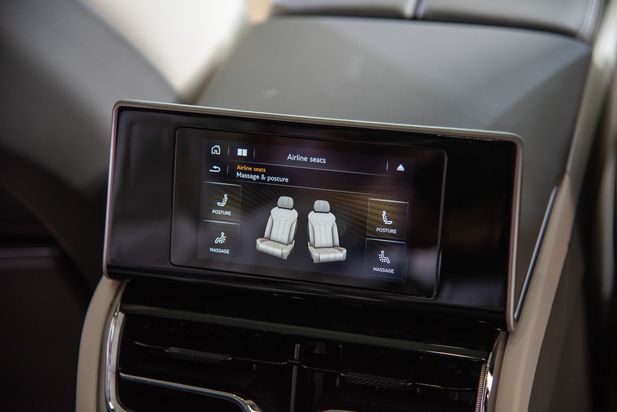 bentley, bentayga, bentayga ewb, bentley bentayga, suv, bentley bentayga ewb, suv siêu sang, siêu sang, rolls-royce, cullinan, singapore ảnh 13 bentley, bentayga, bentayga ewb, bentley bentayga, suv, bentley bentayga ewb, suv sieu sang, sieu sang, rolls-royce, cullinan, singapore anh 13