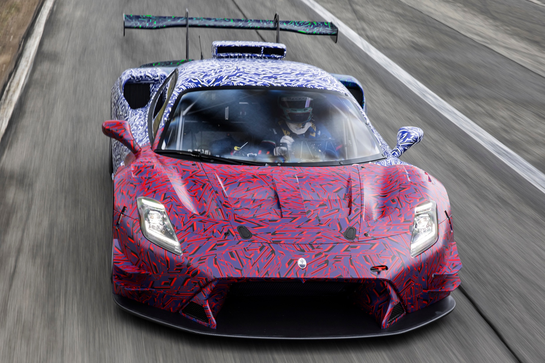 maserati,  mc20,  maserati mc20,  mc20 gt2,  maserati mc20 gt2,  xe dua,  sieu xe,  Centro Stile Maserati,  Blu Infinito,  Maserati Corse anh 11