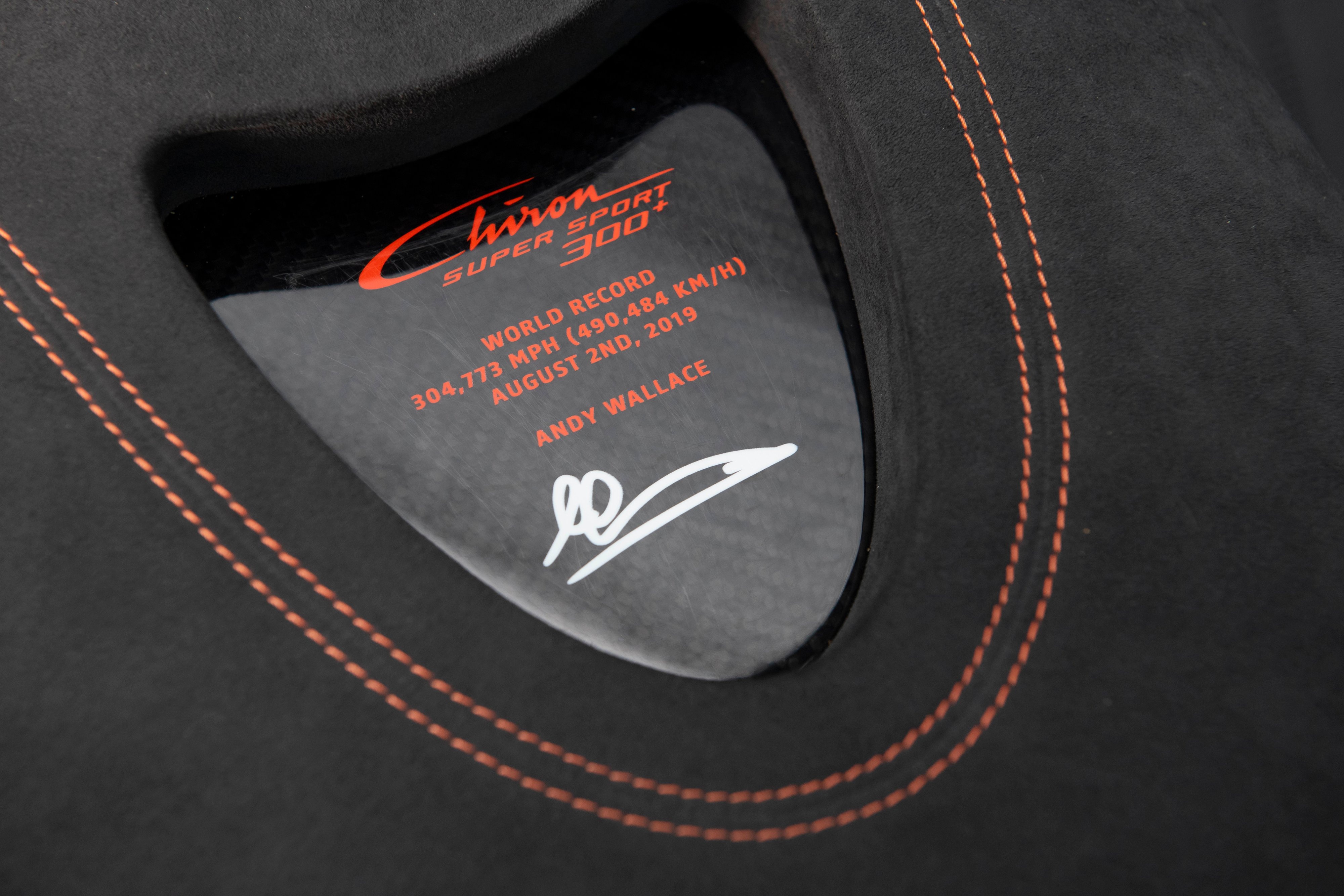 bugatti,  chiron,  veyron,  veyron super sport,  chiron super sport,  chiron super sport 300+,  sieu xe,  hypercar,  chiron sport,  chiron pur sport,  divo,  centodieci,  Chiron Profilee,  La Voiture Noire,  bolide,  w16 mistral anh 21