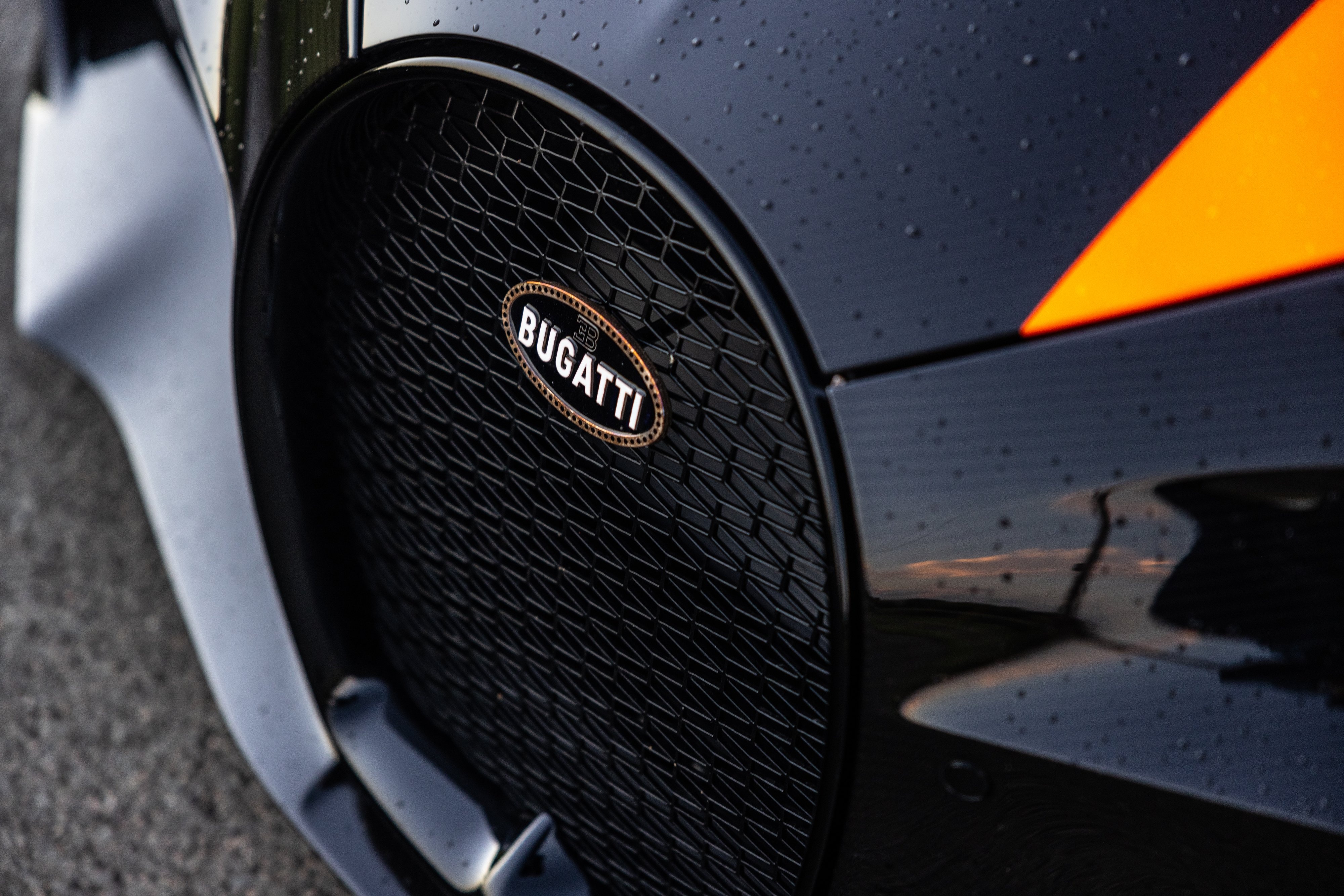 bugatti,  chiron,  veyron,  veyron super sport,  chiron super sport,  chiron super sport 300+,  sieu xe,  hypercar,  chiron sport,  chiron pur sport,  divo,  centodieci,  Chiron Profilee,  La Voiture Noire,  bolide,  w16 mistral anh 12